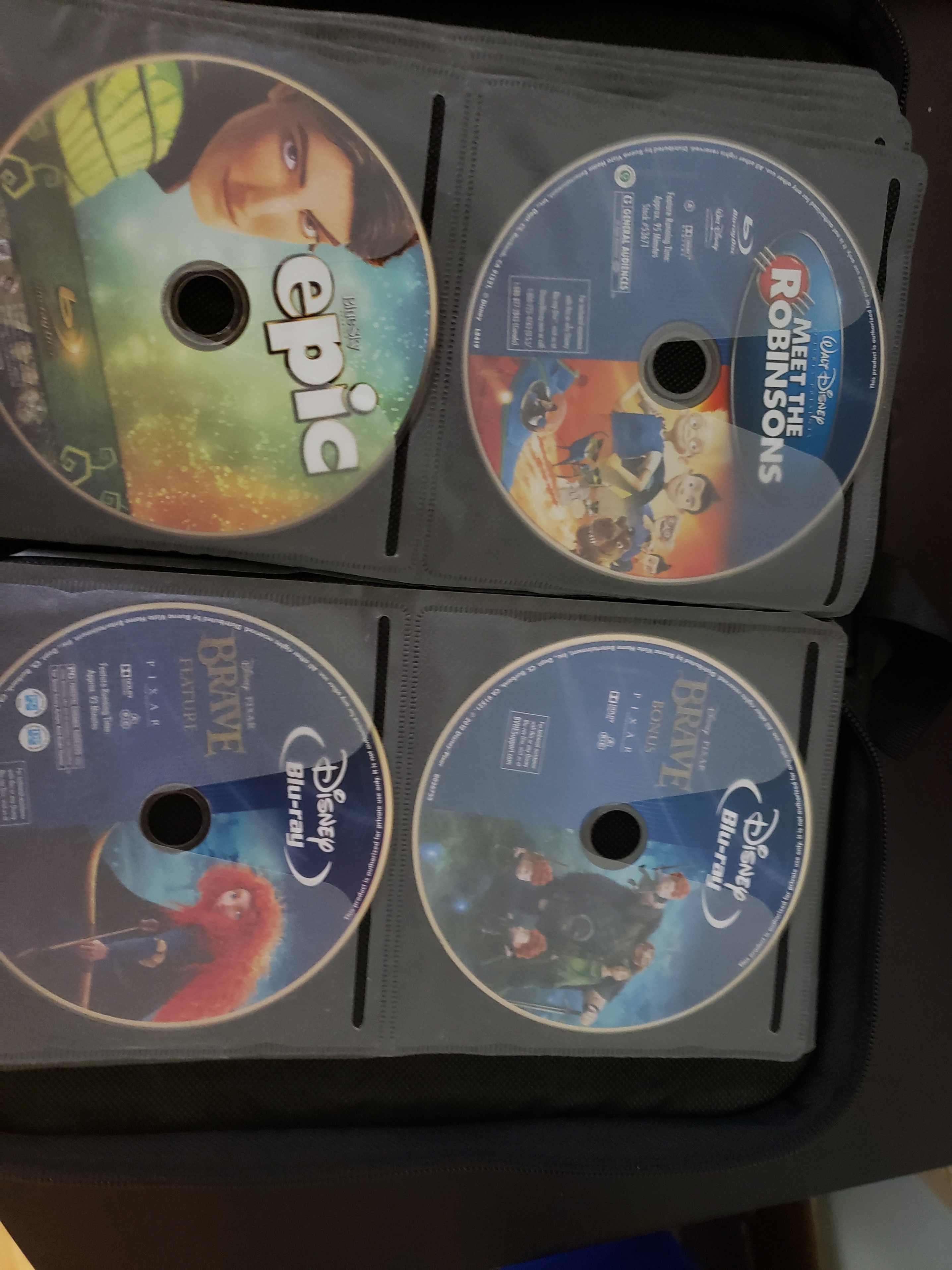 28 Animated Movies Blu-Ray Bundle - photo 2