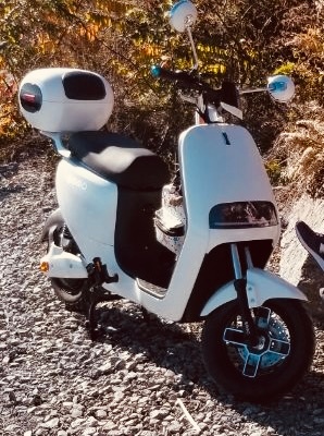 Emmo Ado Electric Scooter