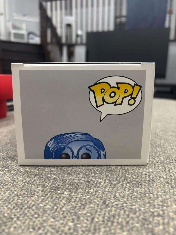 BNIB Funko Pop! inside Out - Sadness #133 - photo 5