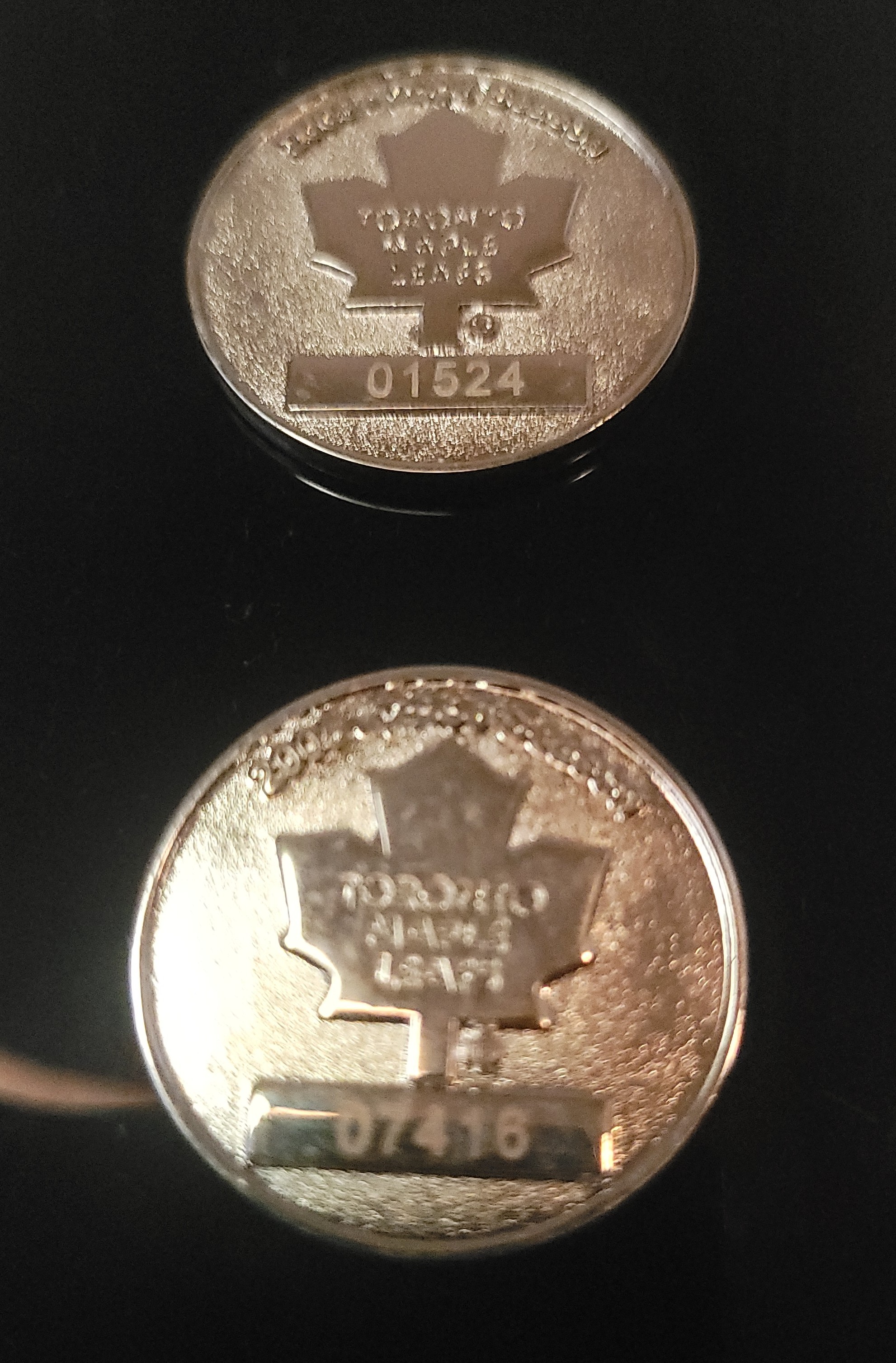 2005 Toronto Maple Leafs BMO Season Collector Coins Medallions - photo 3