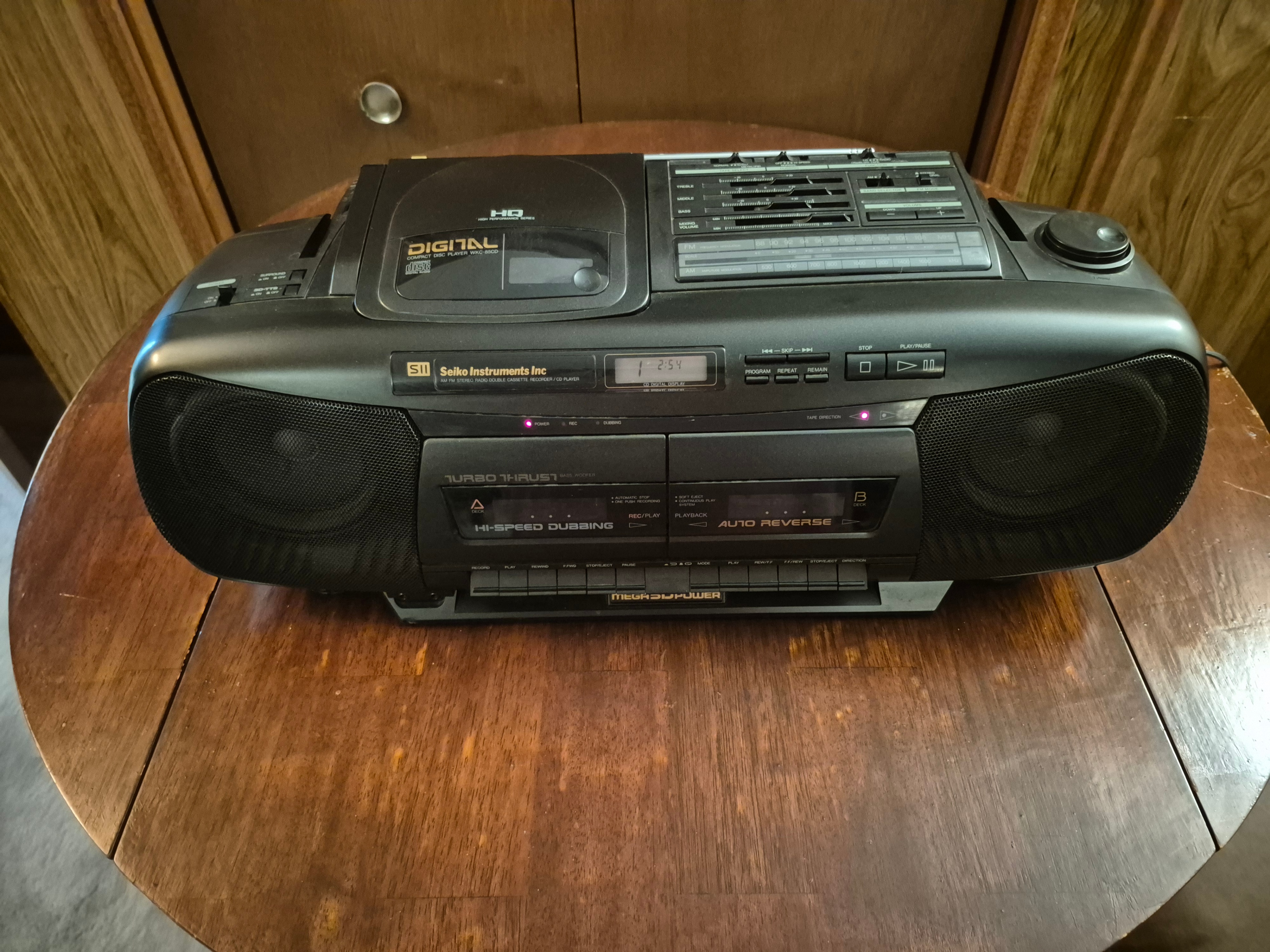 Seiko Instruments Inc. CD and Dual Cassette Boombox