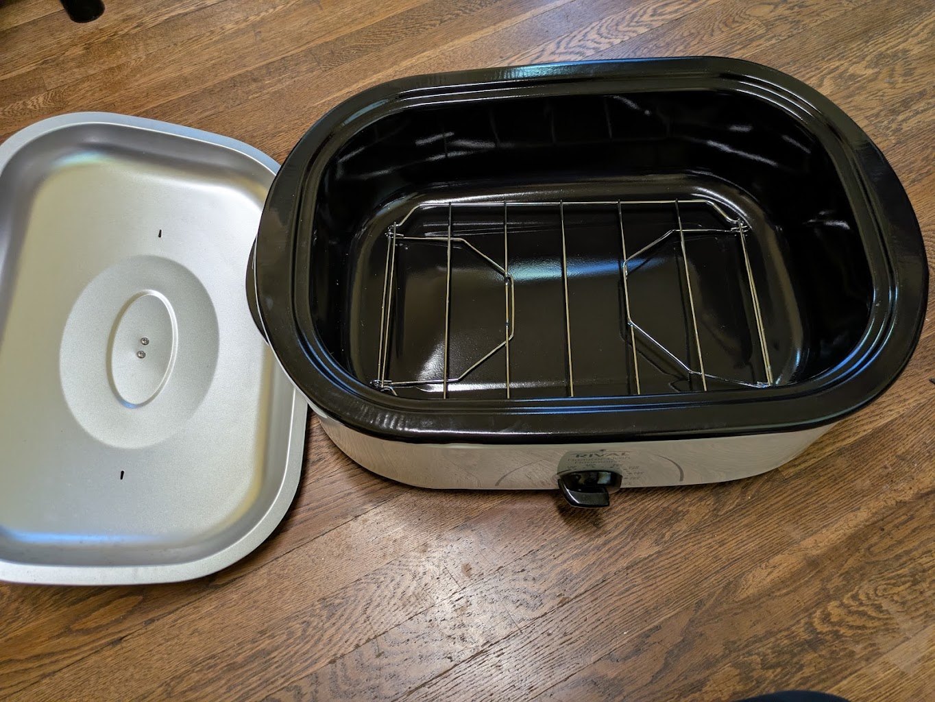 NEW Rival 16 Qt. Electric Roaster Oven Rotisserie - photo 2