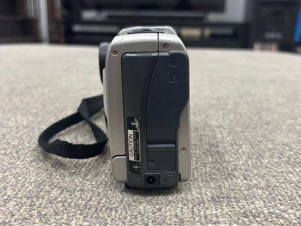 Vintage Sharp Viewcam VL-NZ50U Camcorder - photo 5