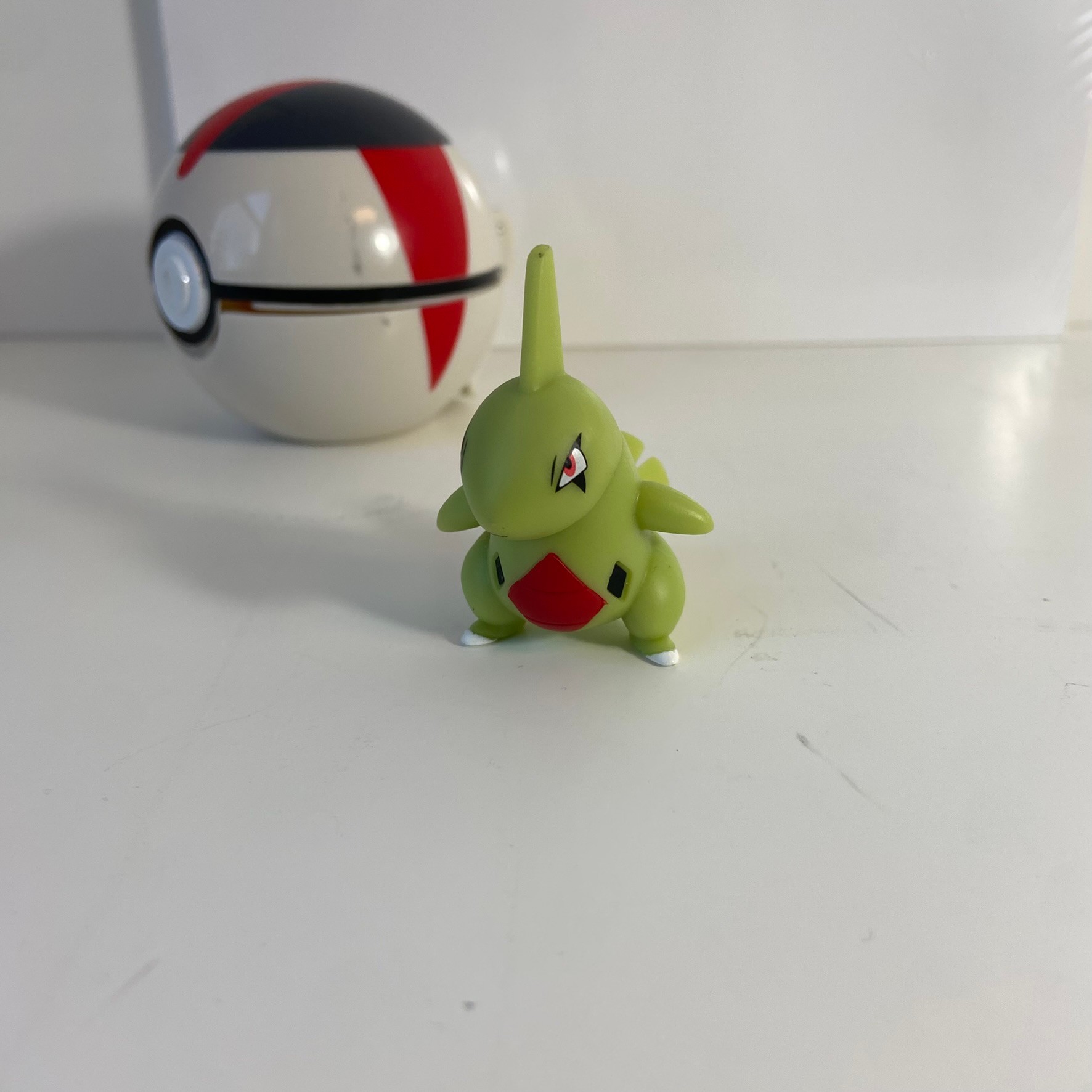 Clip 'N' Go: Wave 3 - Larvitar figure and a Timer Ball accessory - photo 5