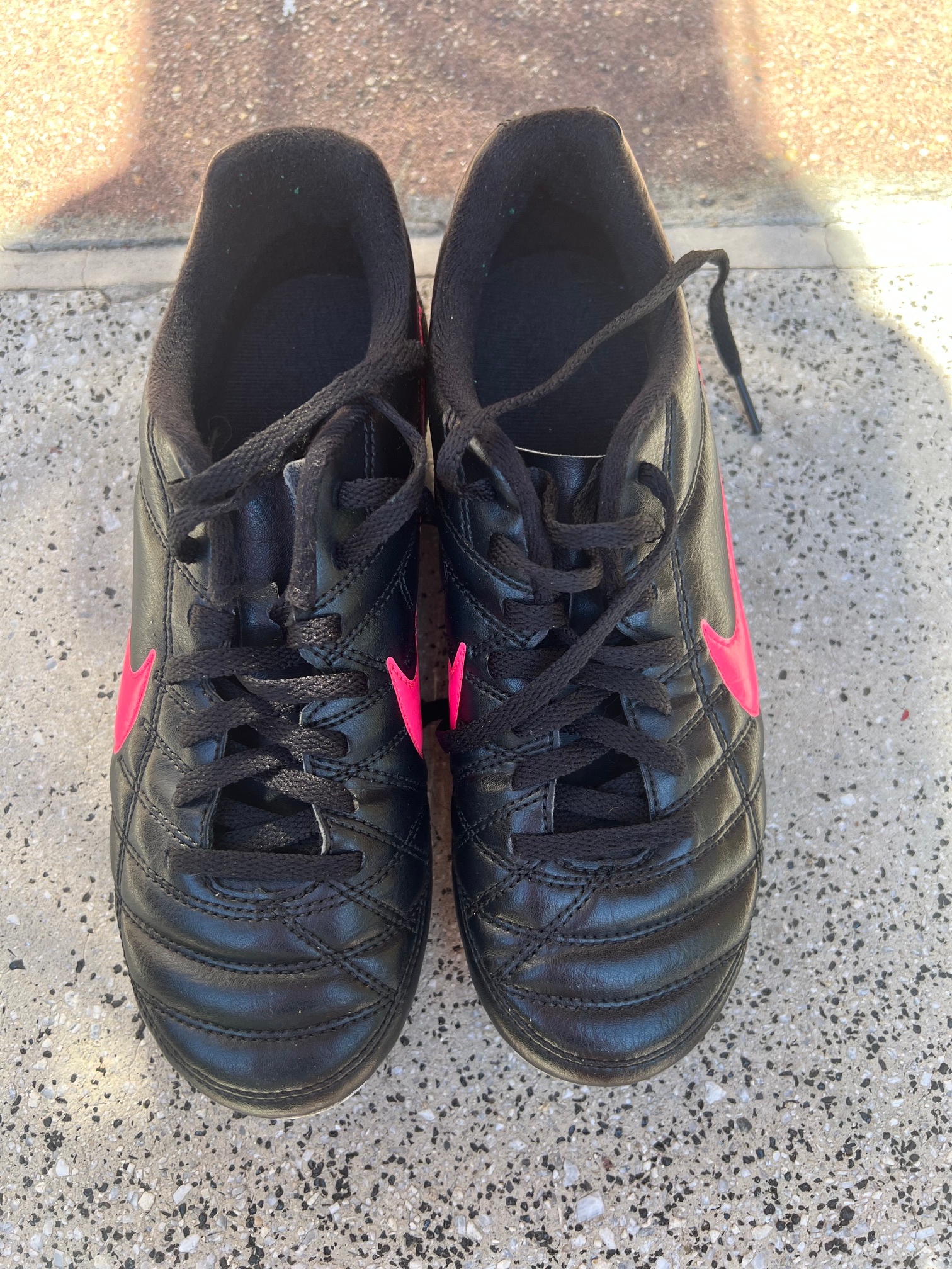 Nike Jr. Chaser Soccer Cleats