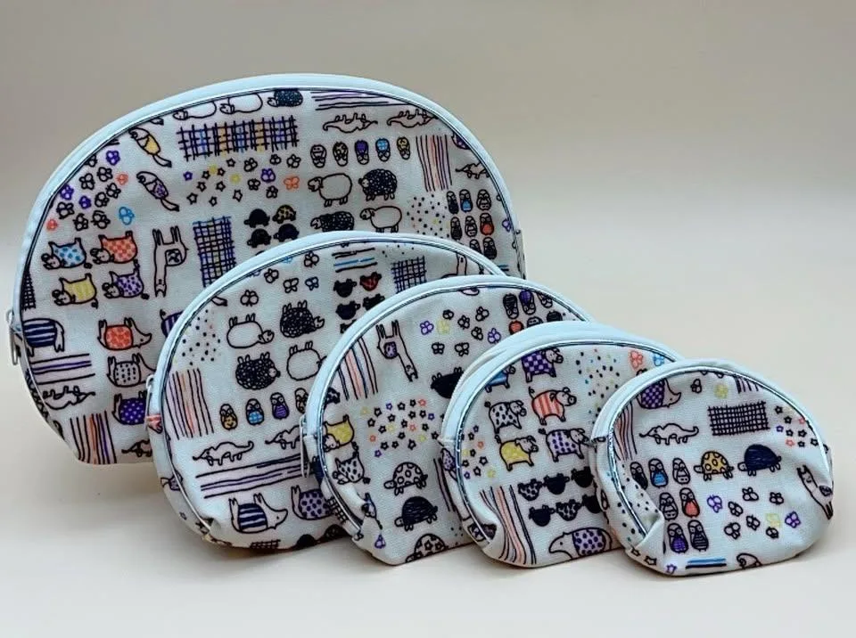 Set of 5 pouches/Bags
