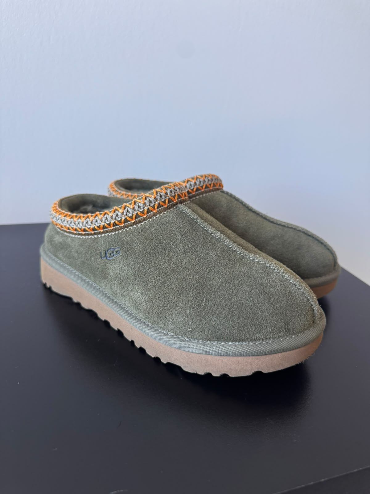 UGG Tasman Slippers Green - Size 6 - photo 2