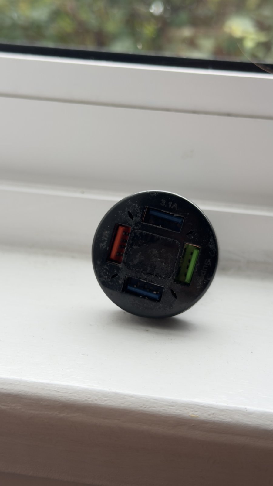 4-Port USB Car Charger – Quick Charge Logo, 12V/24V - photo 2