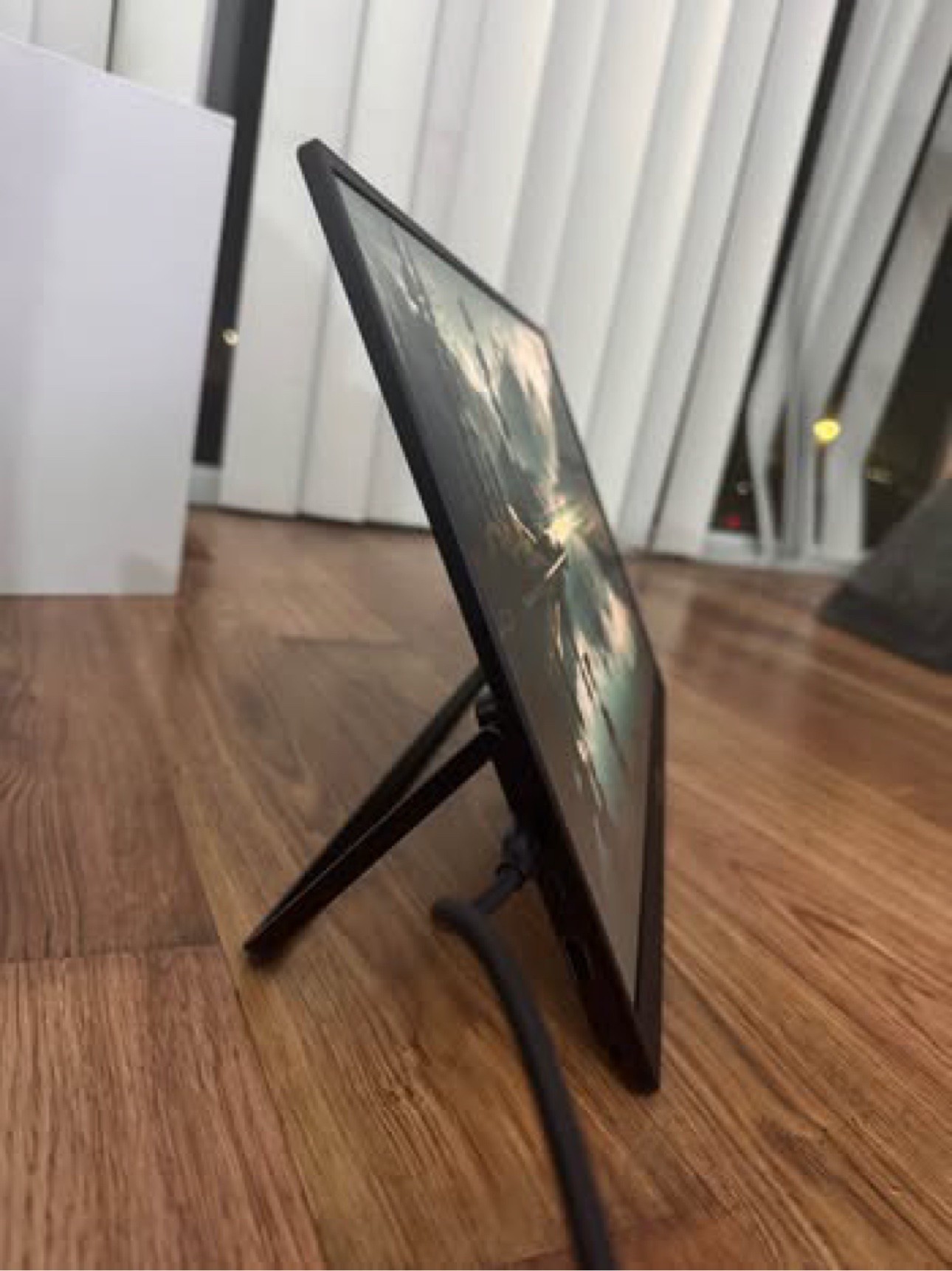 InnoView 16" Portable Monitor – 120Hz – USB-C/HDMI – New - photo 2