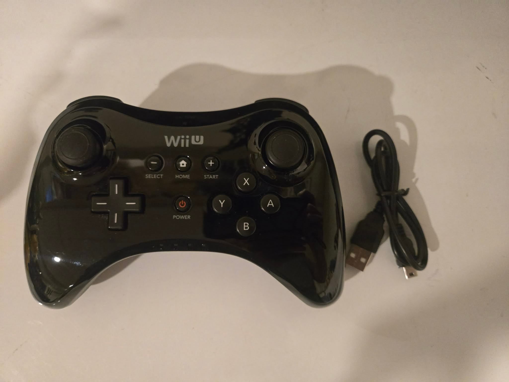 Wii U Pro controller WiiU