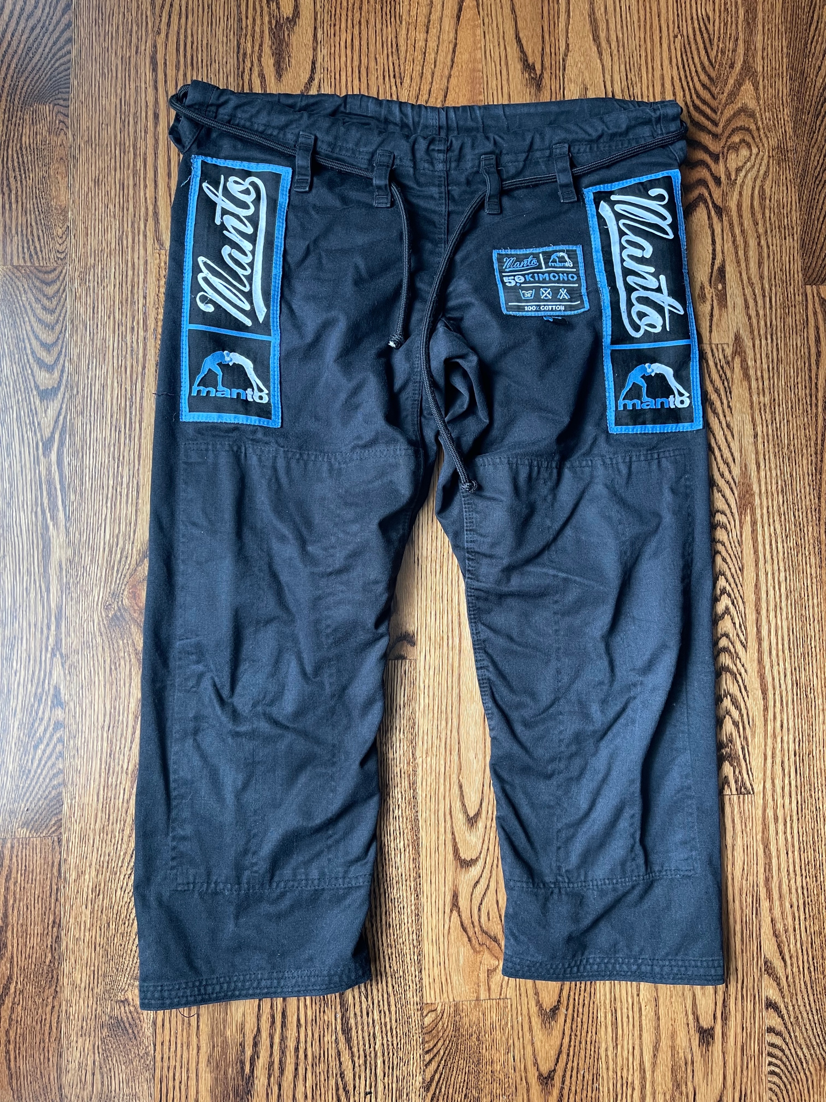 MANTO Champ 5.0 BJJ Gi – Size A0 (With Light Blue Patches) - photo 3