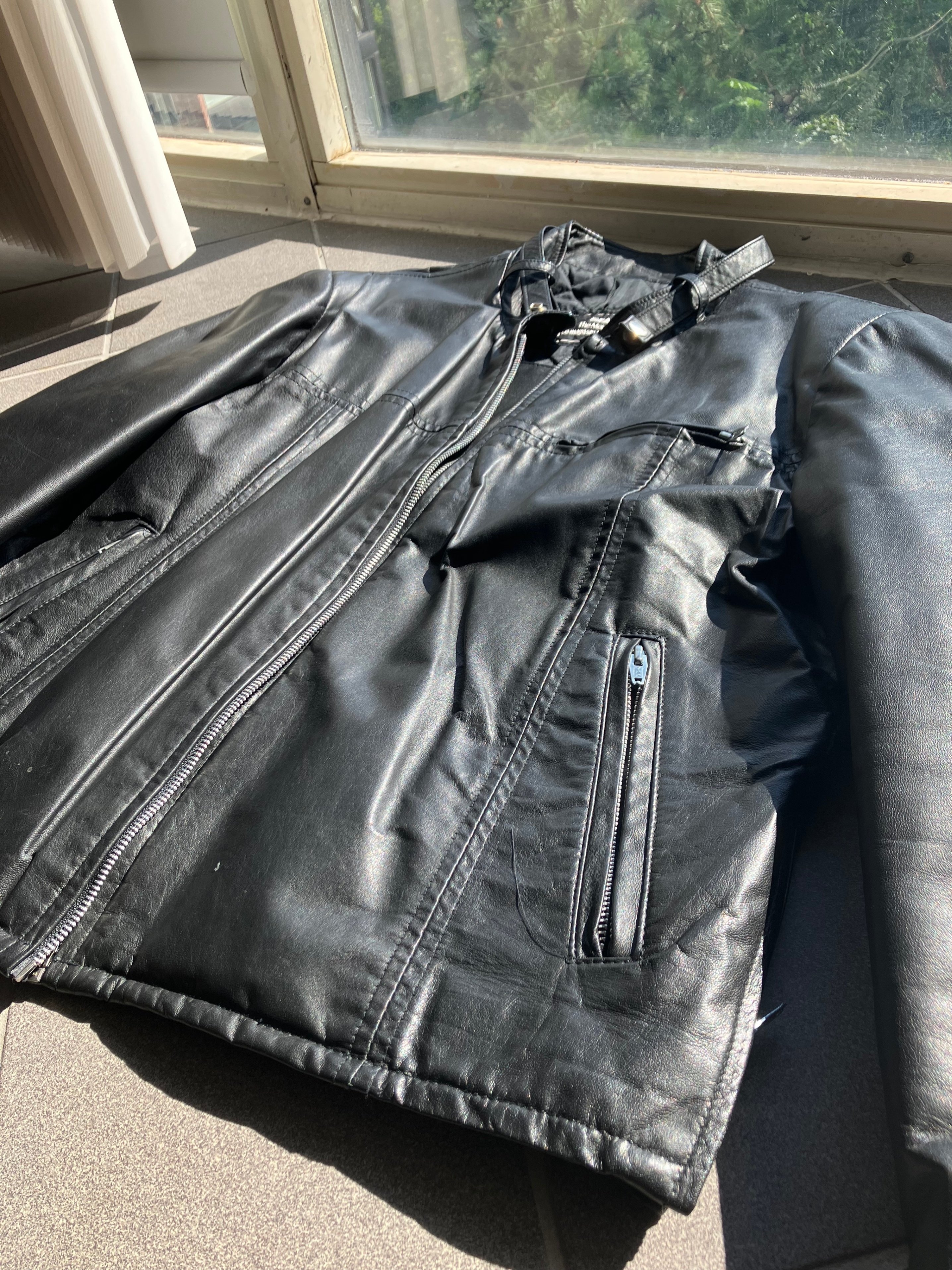 Size 44 Genuine Leather Jacket