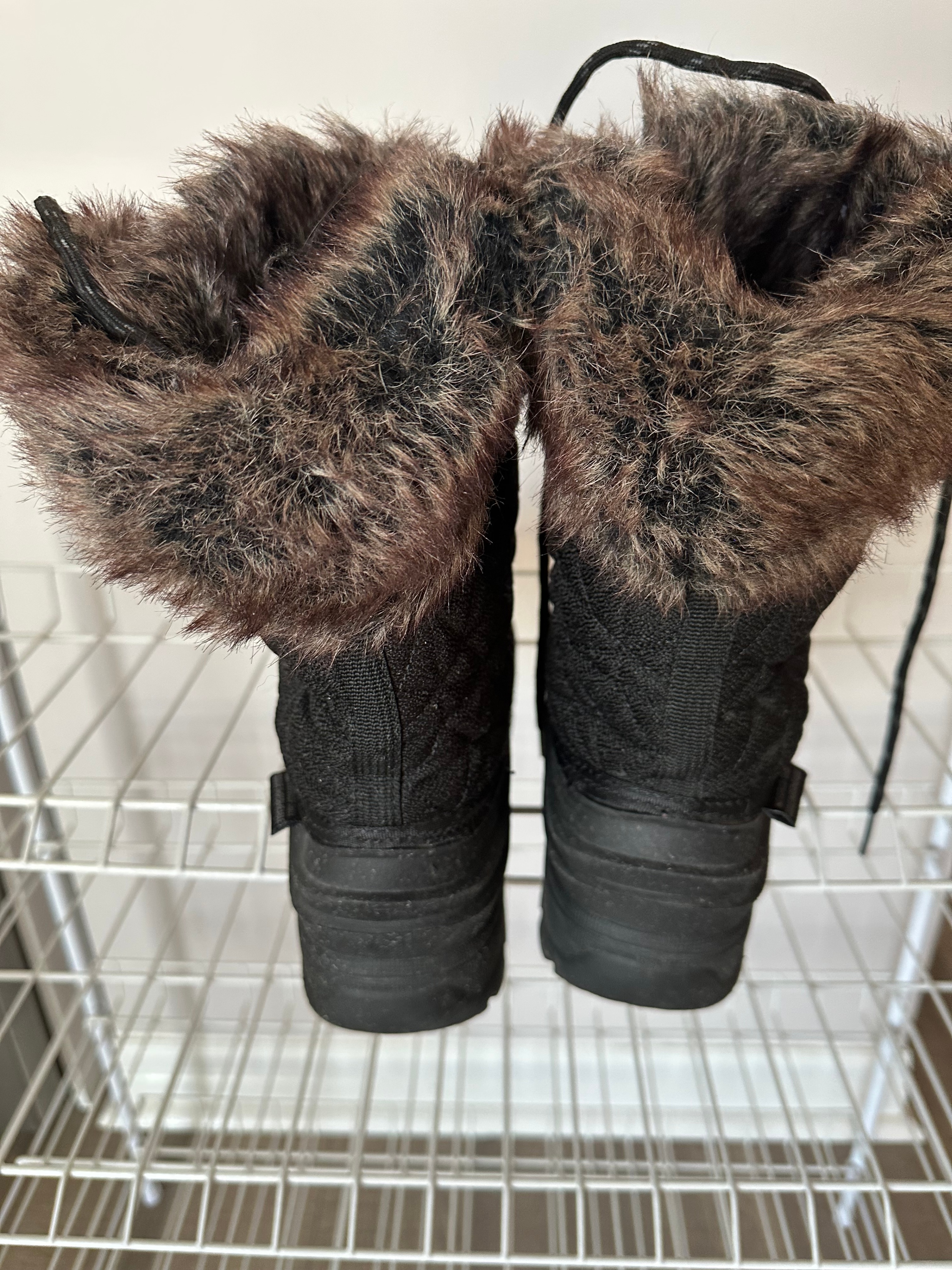 Winter Boots Size 9 – Warm & Stylish - photo 4