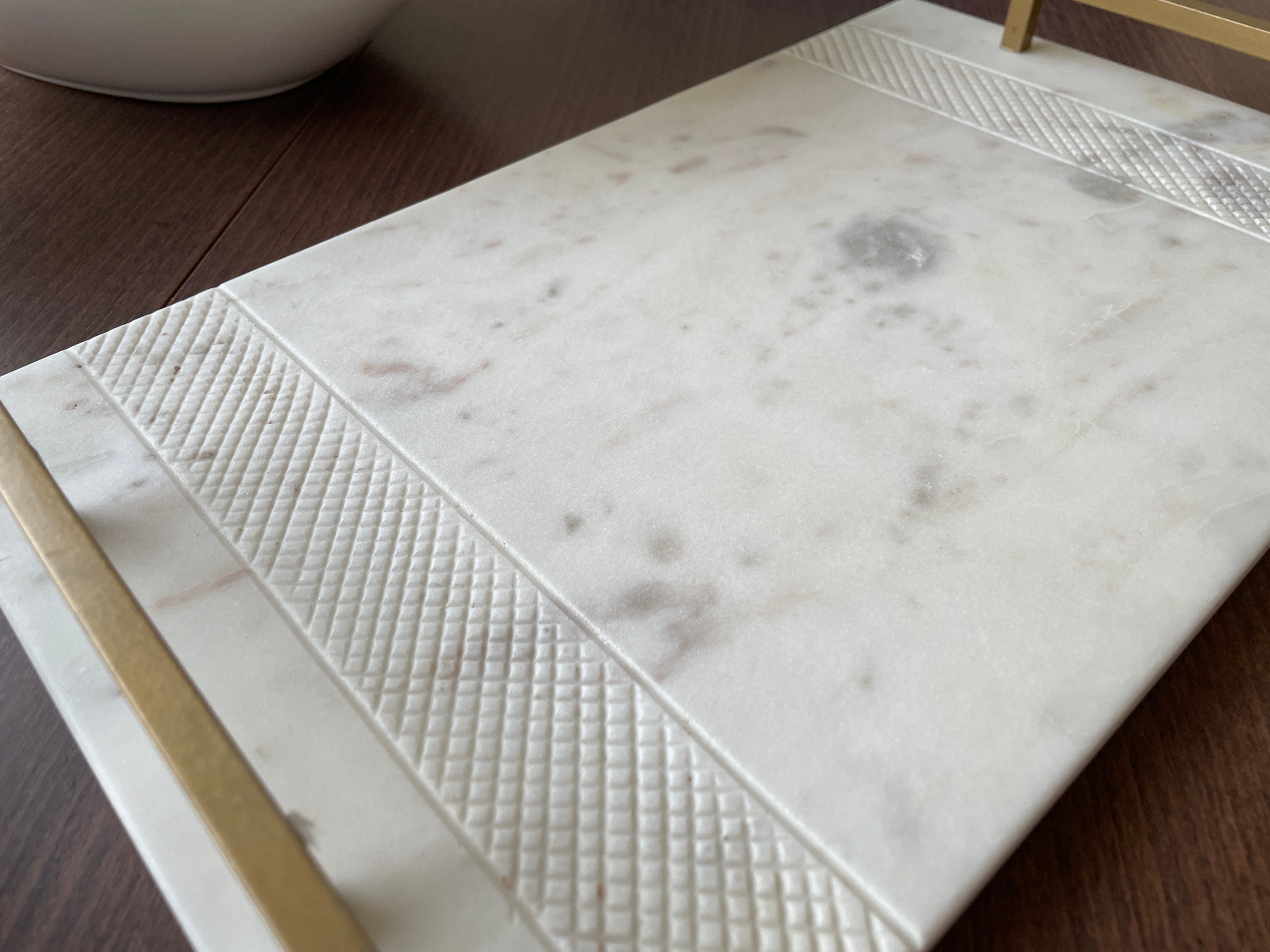 Moving Sale - Various Home Decor and Serveware Items - photo 4