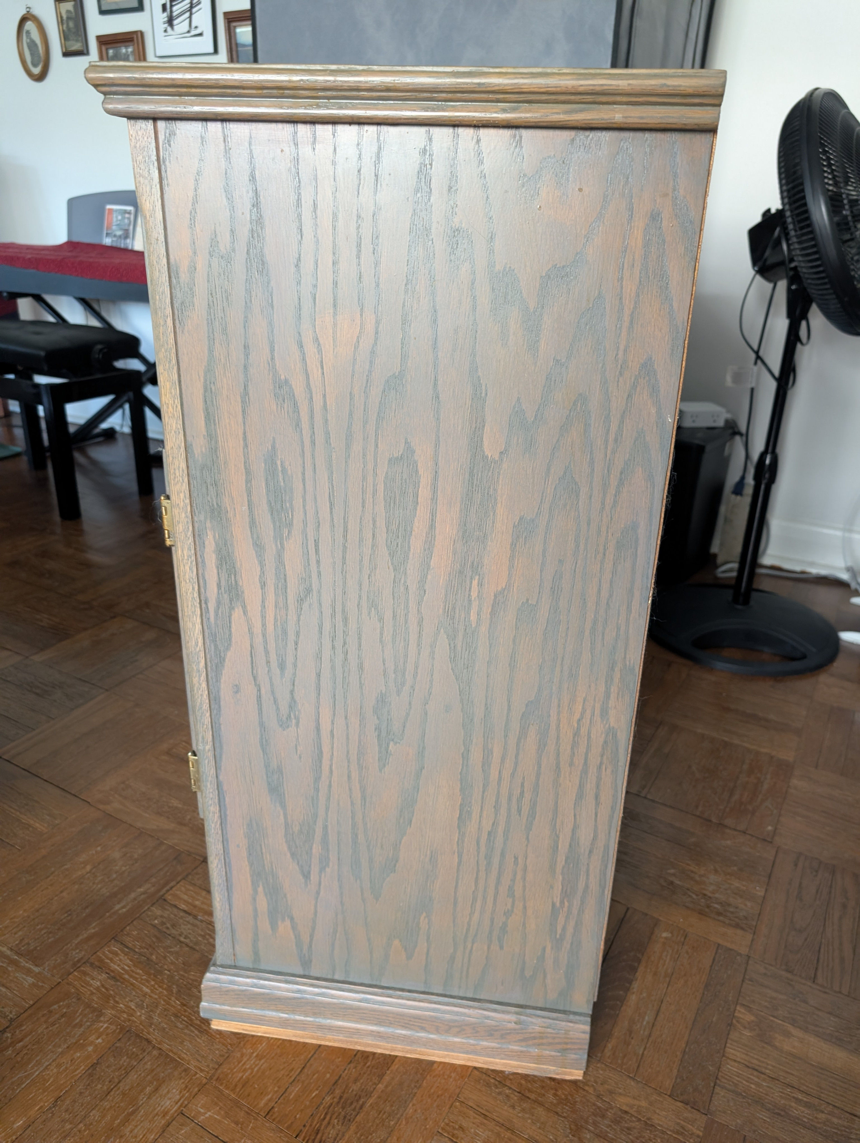 Vintage solid oak hutch - photo 3
