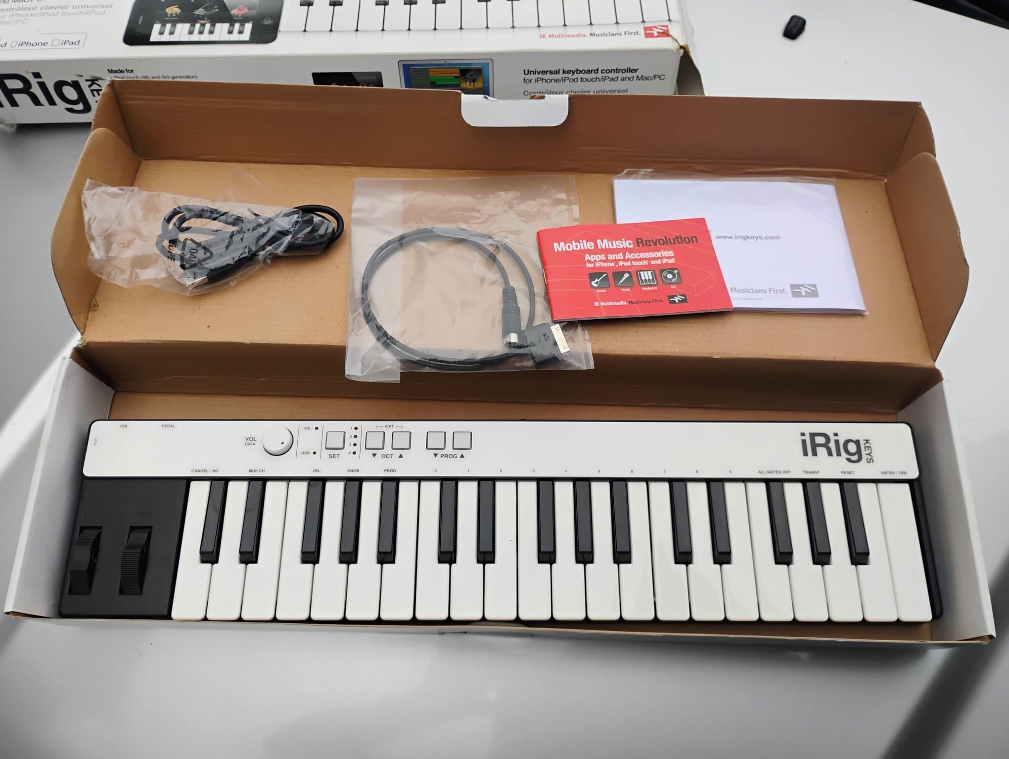 IK MULTIMEDIA IRIG KEYS Universal MIDI Keyboard/Control - photo 4