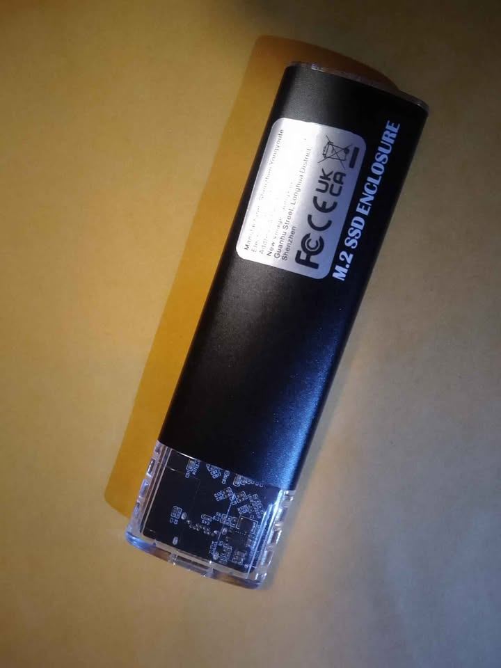M.2 NVMe SSD Enclosure – Complete Kit - photo 3
