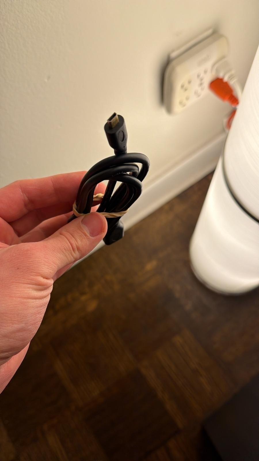 Mini HDMI to HDMI Cable – Camera / Tablet to TV