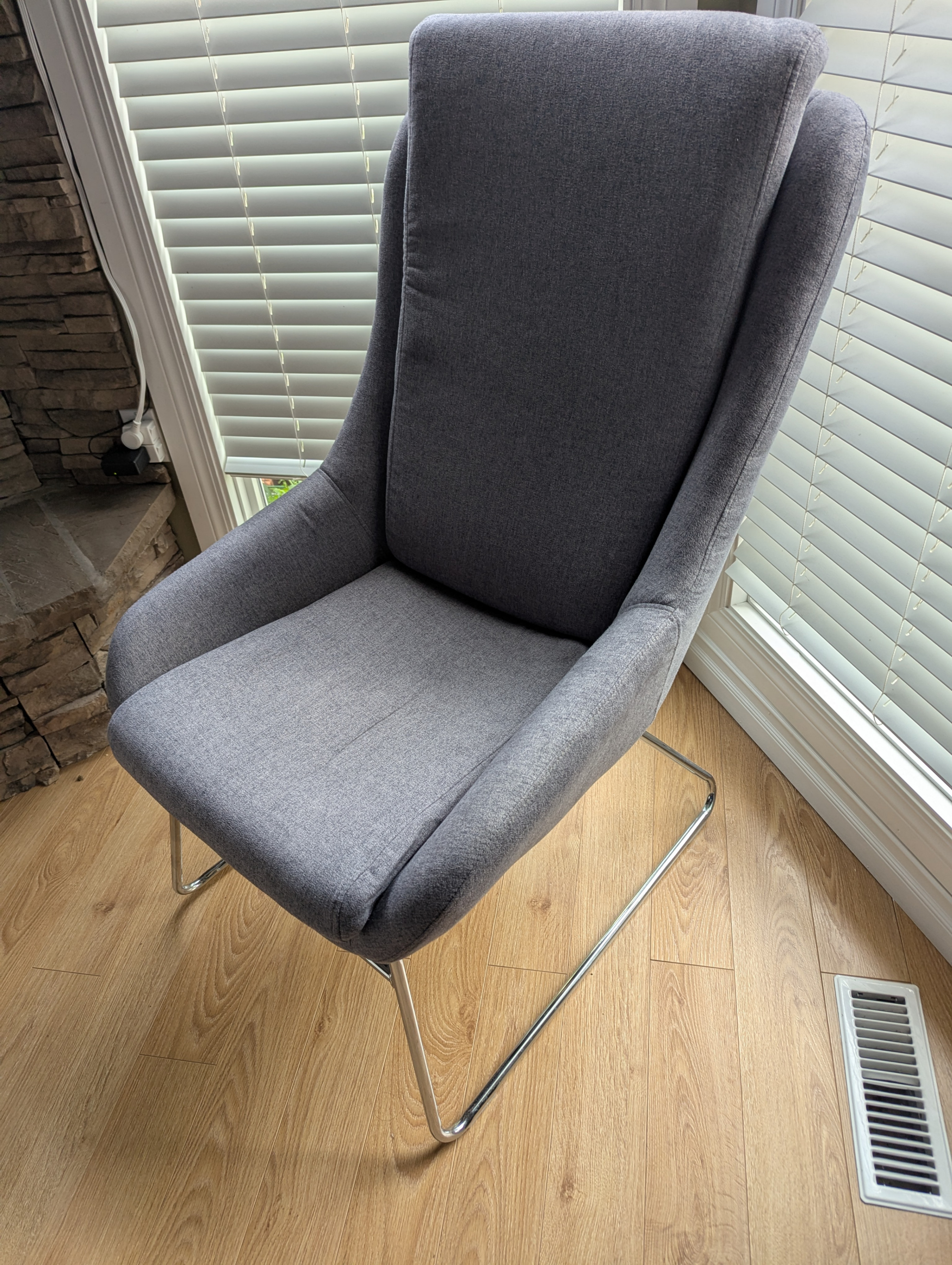 Gray Lounge chair metal legs
