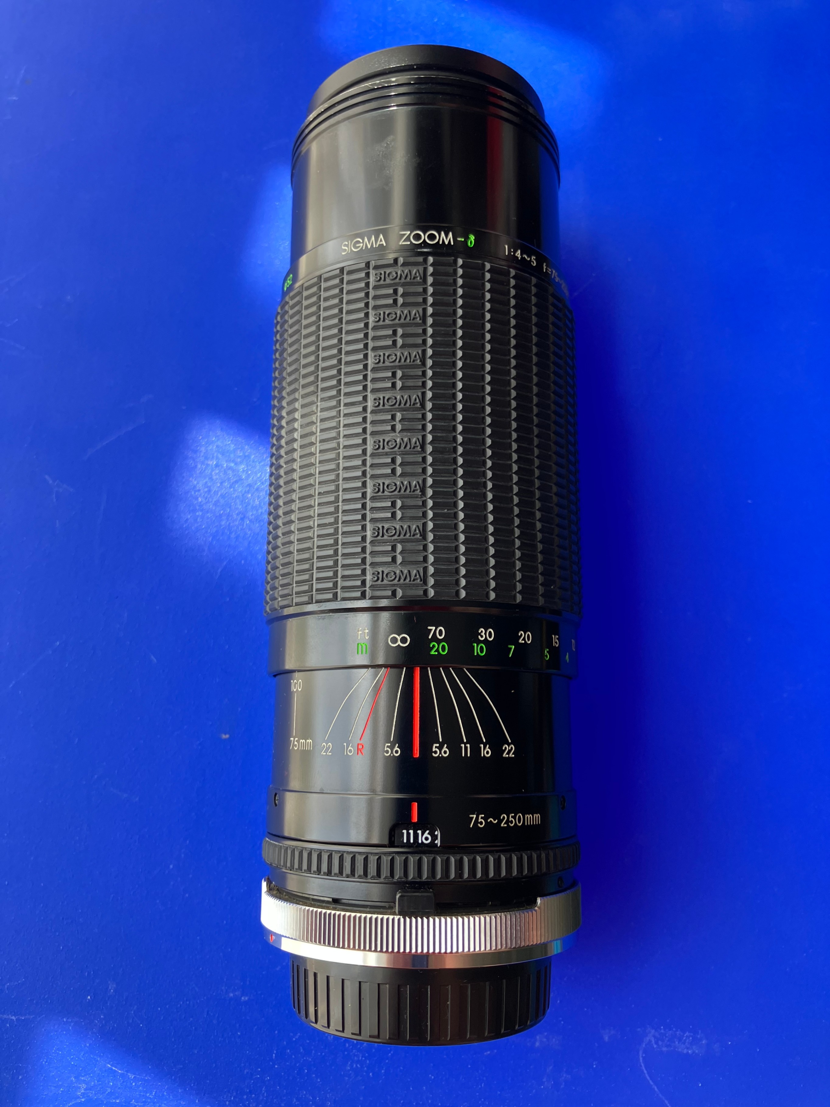 Sigma 75-250mm (FD mount for film canon camera)