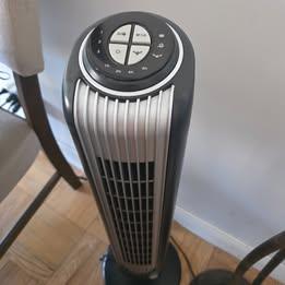 Multi-feature pedestal fan by Holmes