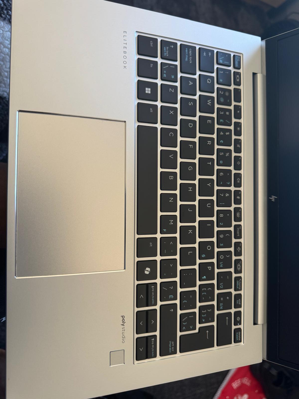 HP EliteBook 840 G11 14"  –  Core Ultra 5 | 16GB RAM | 512GB SSD - photo 2