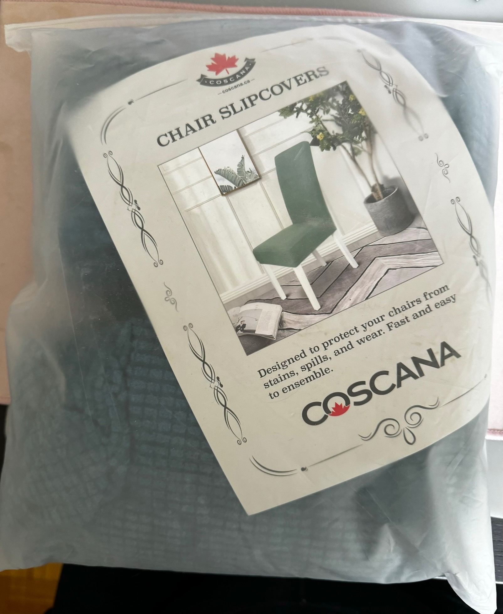 6 Stretchy chair slipcovers in blue