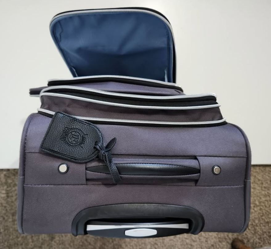 Suitcase Carry-on Samsonite, Rolling, 4 Wheels, Size 22”x15”x10” - photo 3