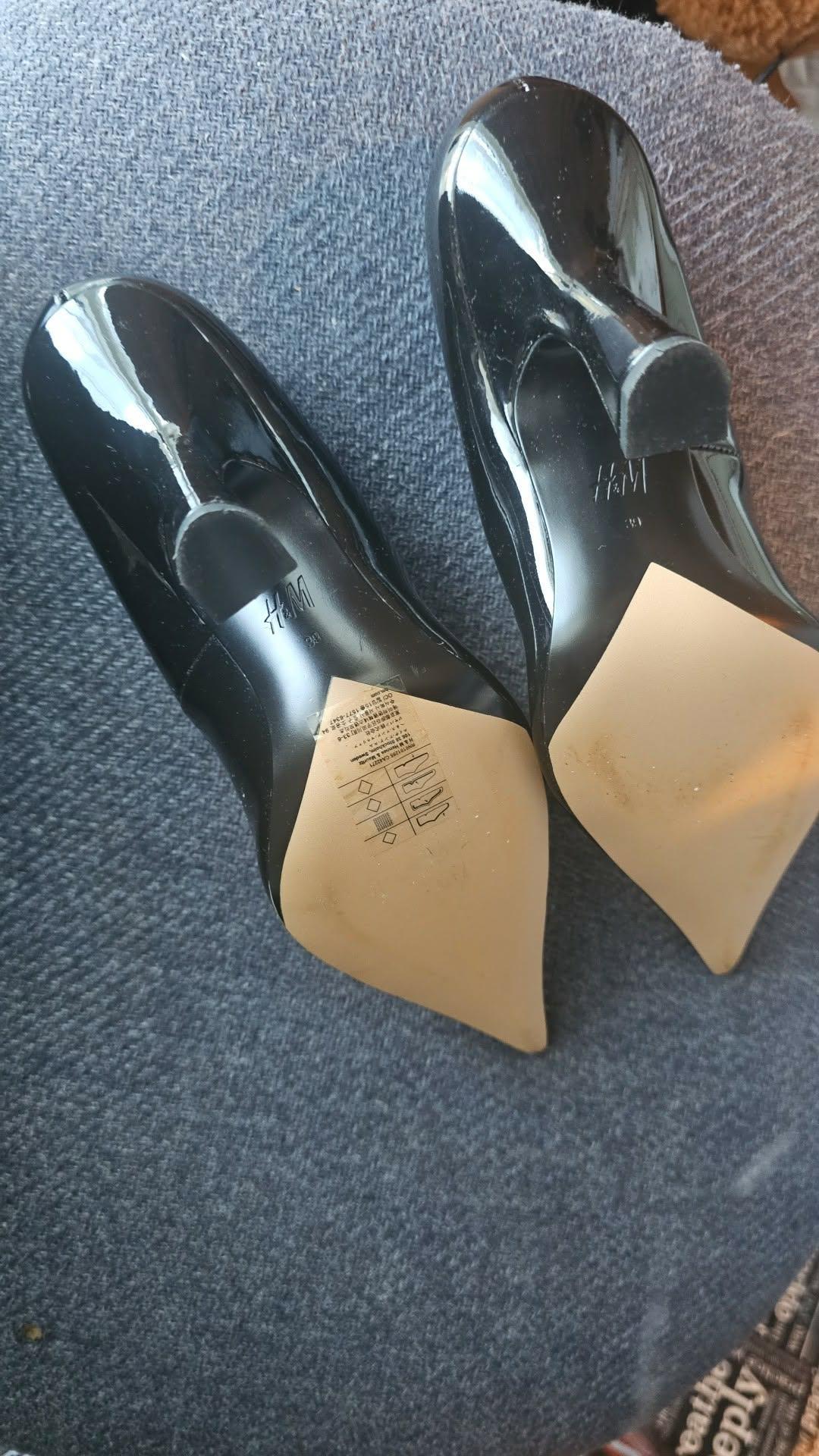 Selling almost new H&M shoes - photo 4