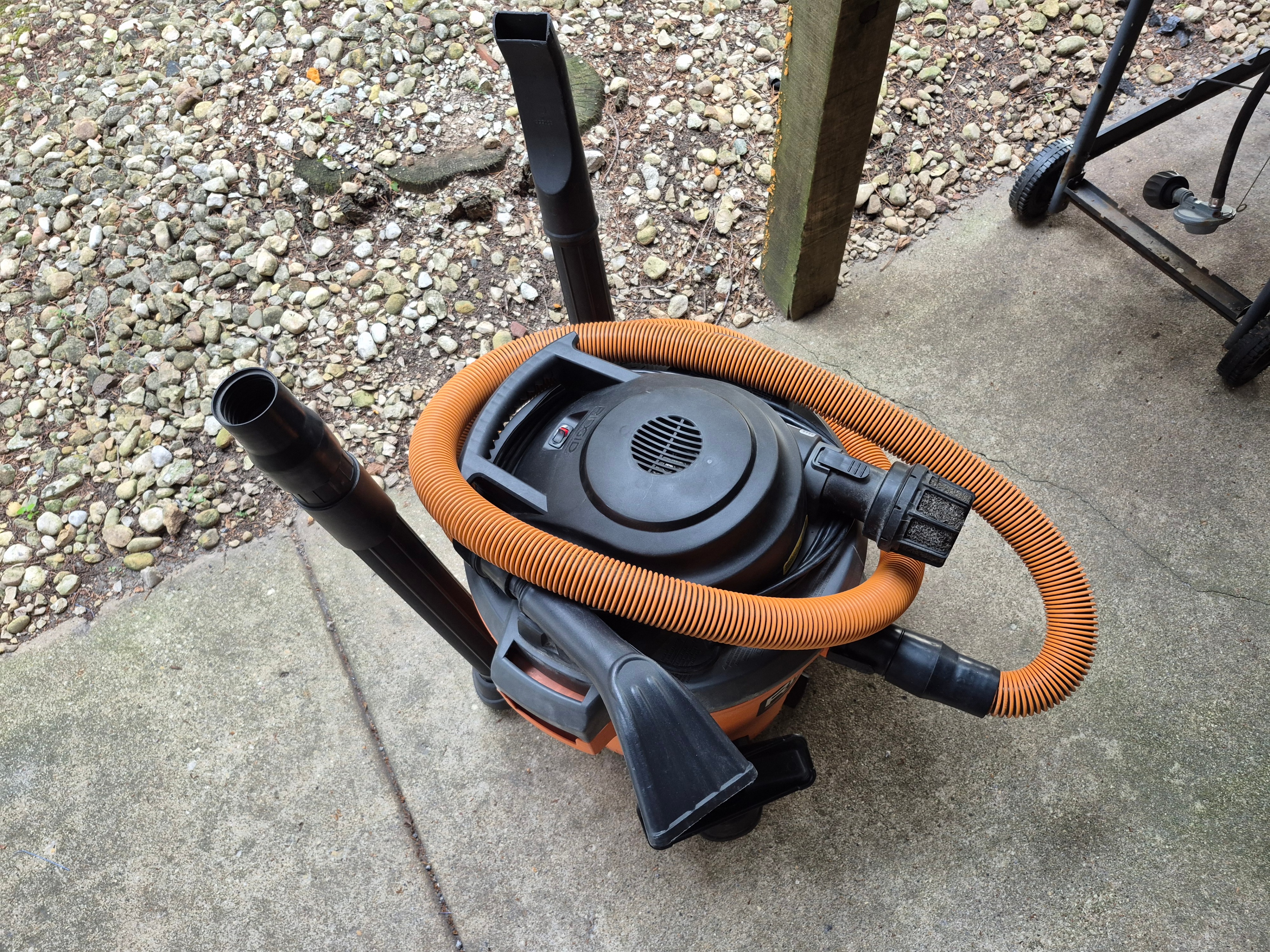 Ridgid Wet Dry Vacuum - photo 2