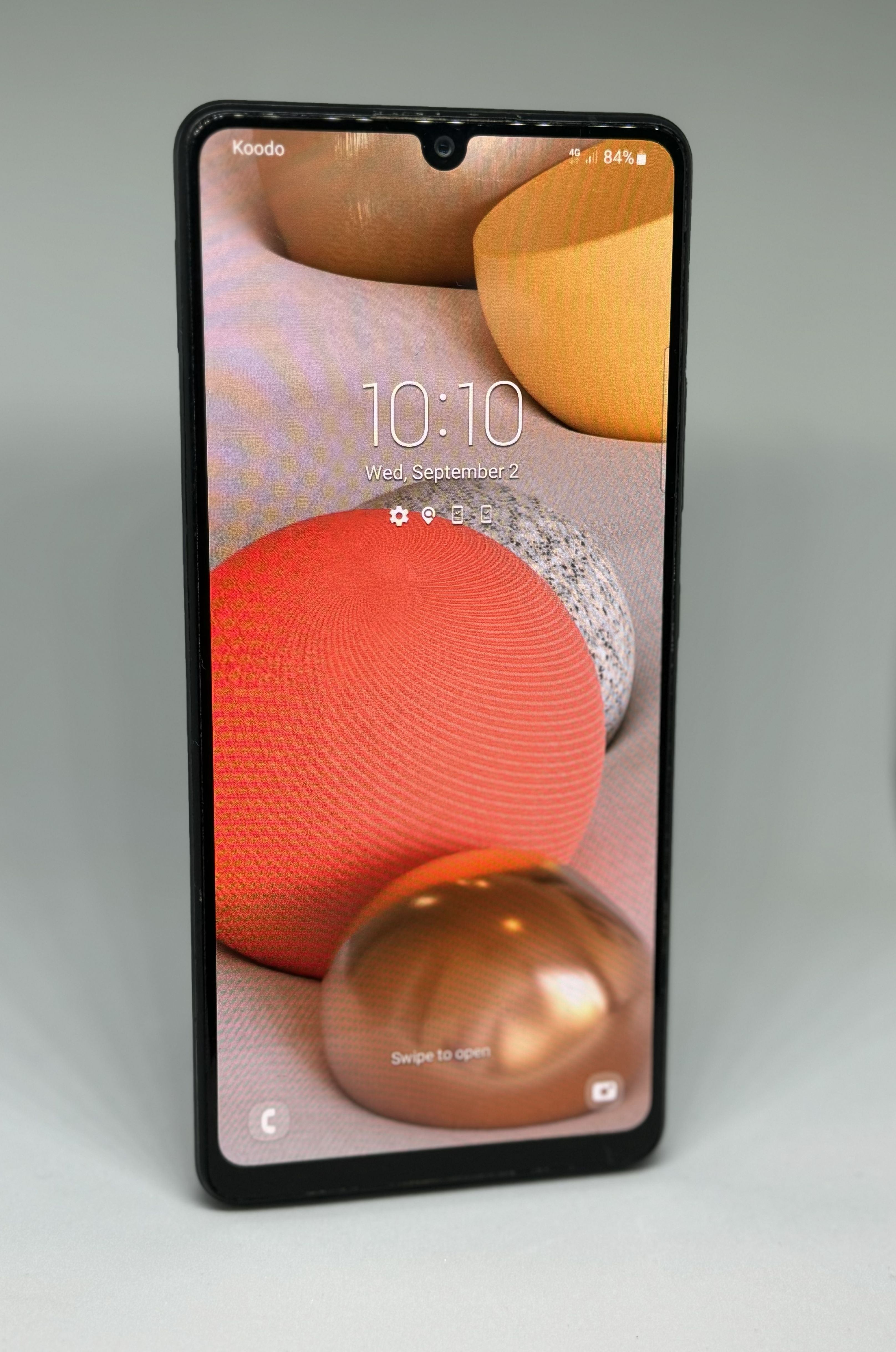 Cracked Samsung Galaxy A42 5G Unlocked 128GB