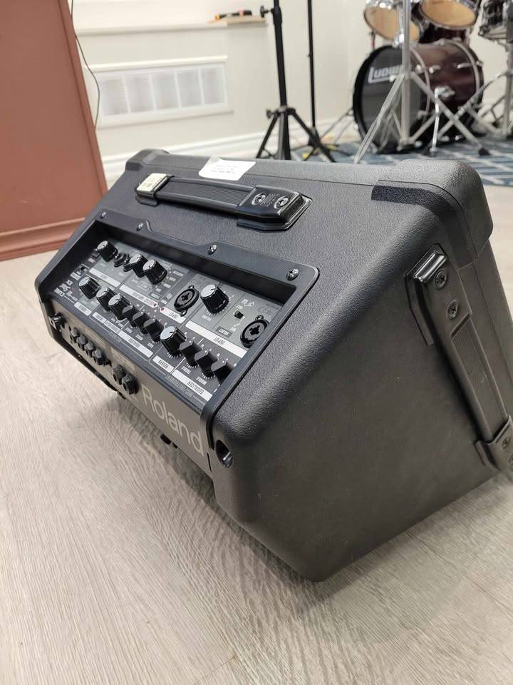 Roland Cube St Ex 50w amplifier + stand - photo 2