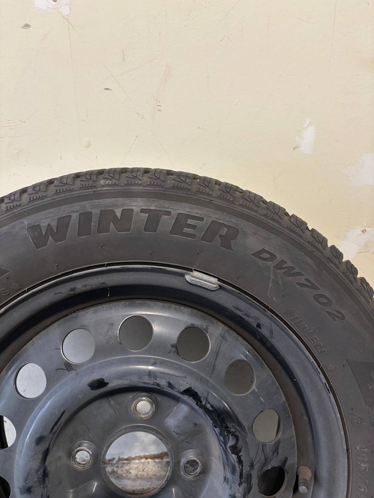 2012 Nissan Versa Hatchback with barely used Snow Tires - photo 4