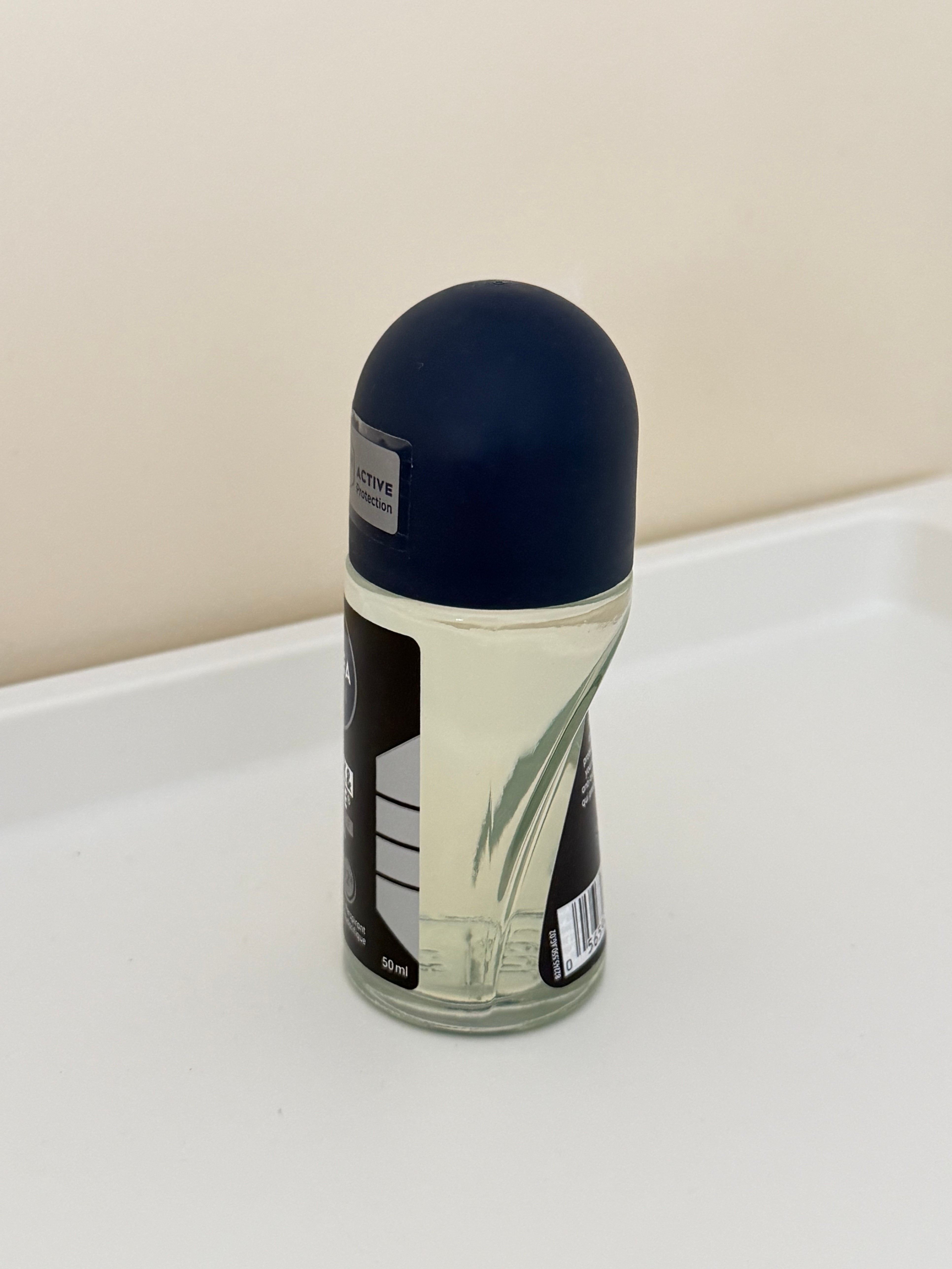 NIVEA MEN Black & White Invisible Roll-On – 50 mL - photo 3