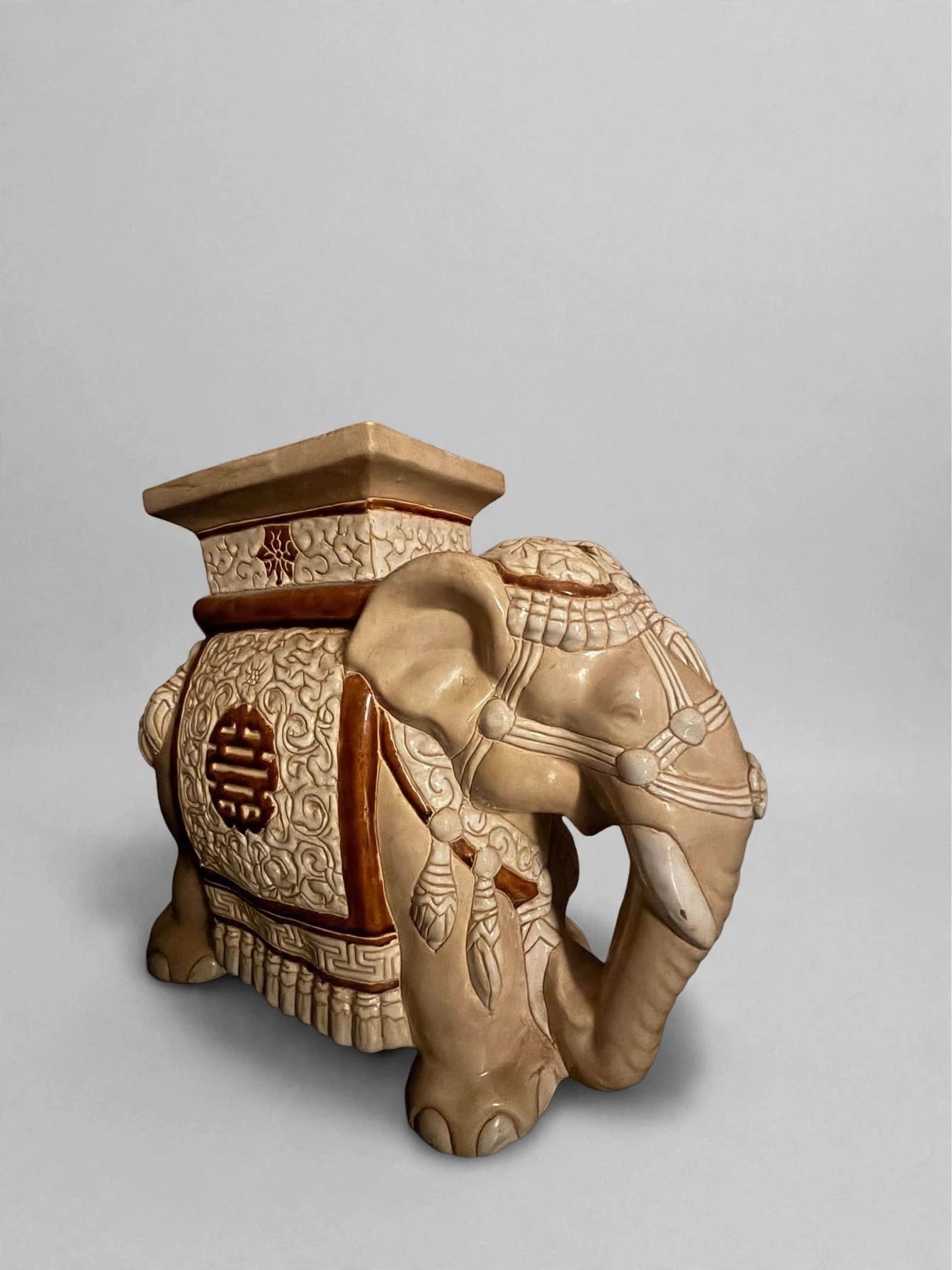Vintage Ceramic Elephant Garden Stool Plant Stand Cream - photo 2