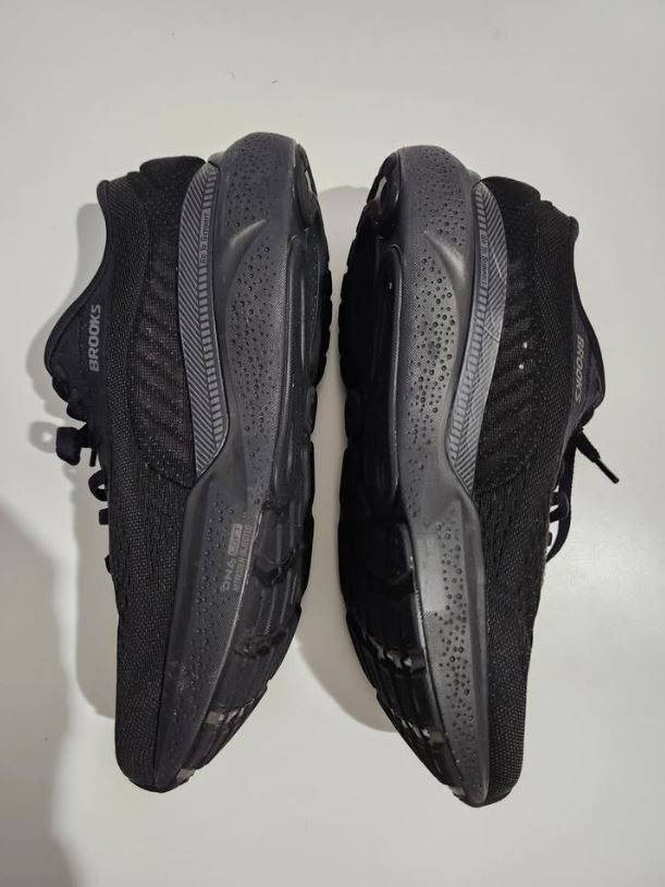 Shoes Brooks Adrenaline GTS 24 Black, Size Men 10.5 / Women 12 - photo 3