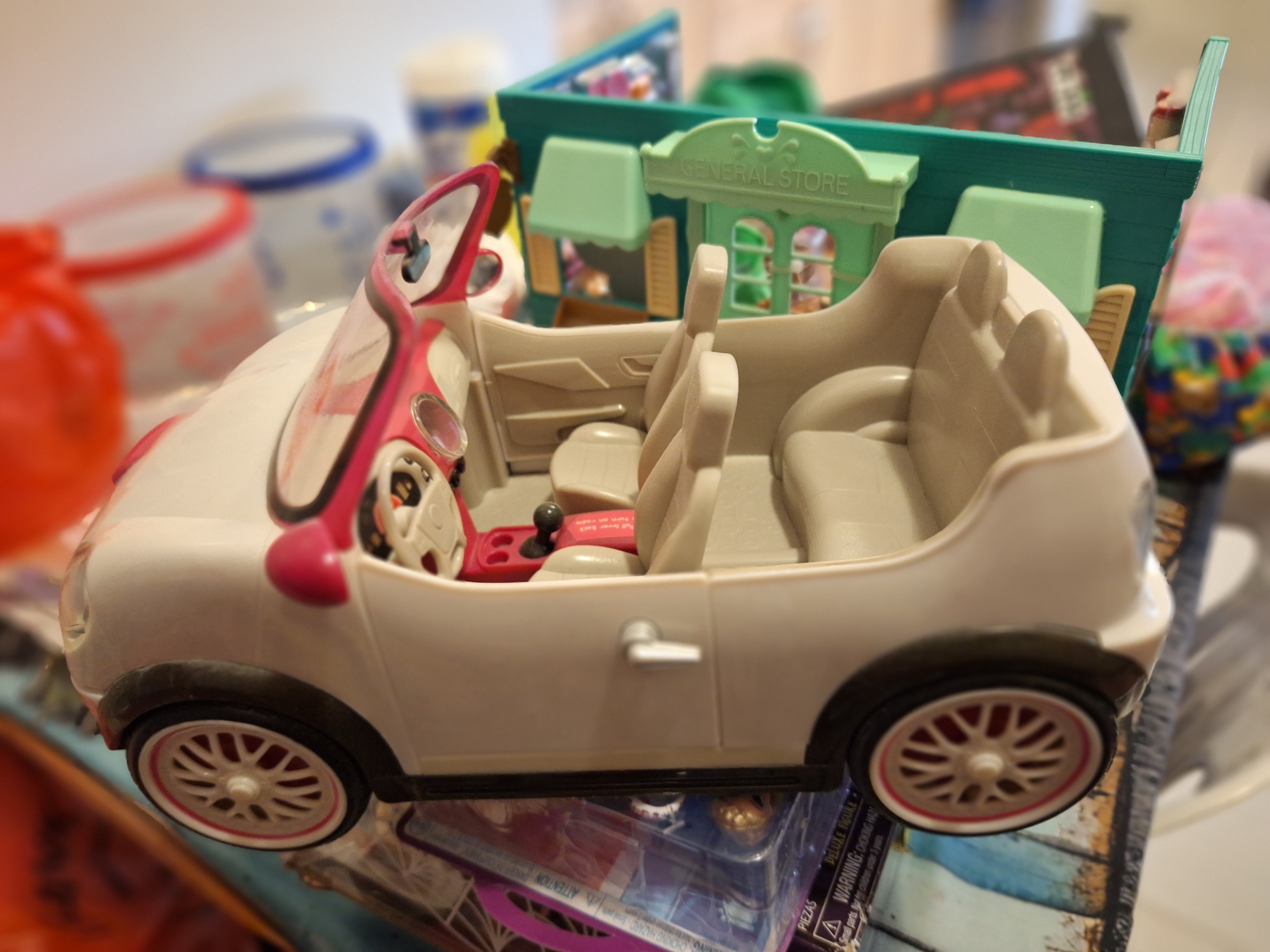 Lori By Battat Car FM Radio Convertible