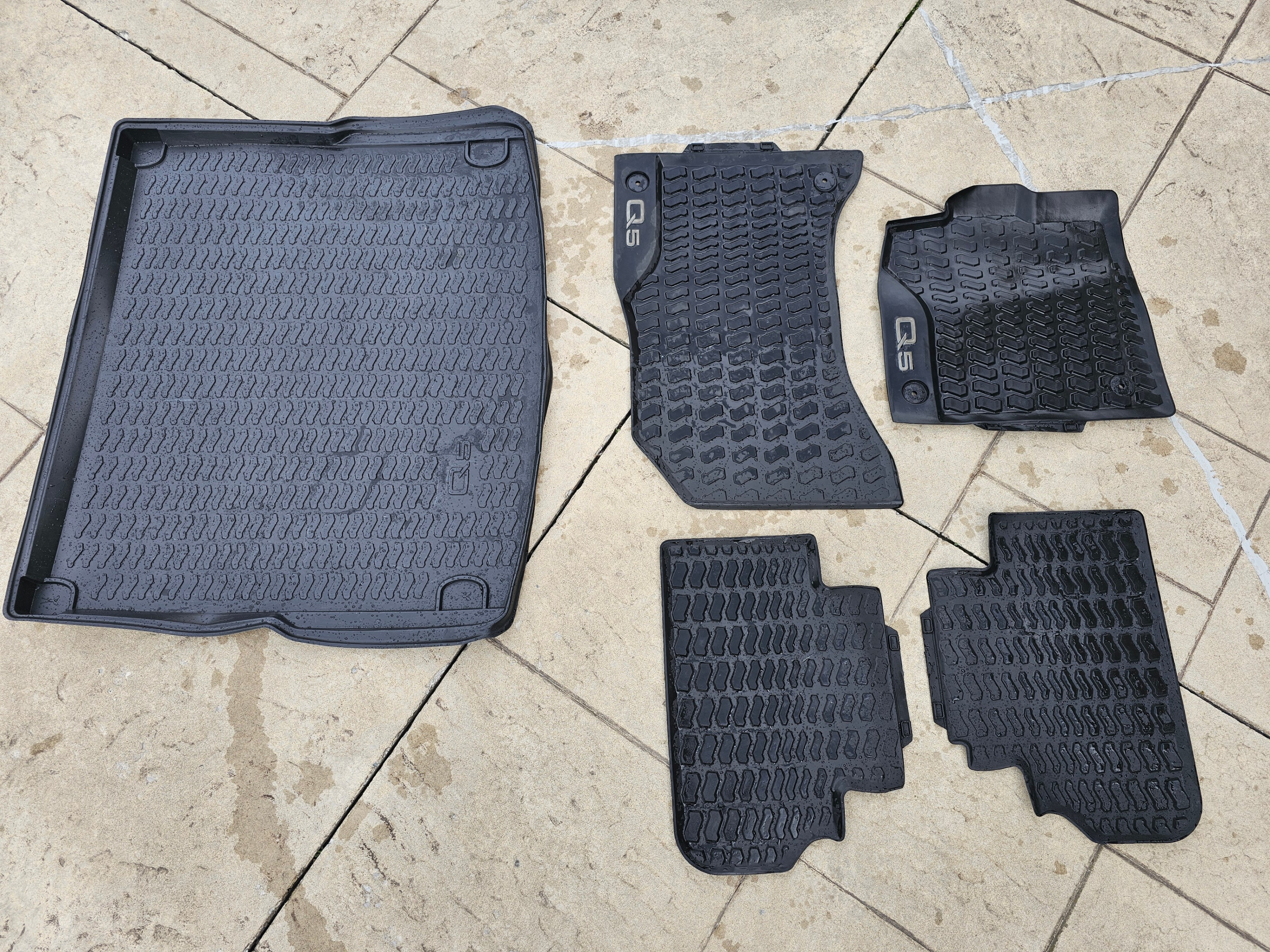 Audi Q5 Set of 5 All-Weather Floor Mats