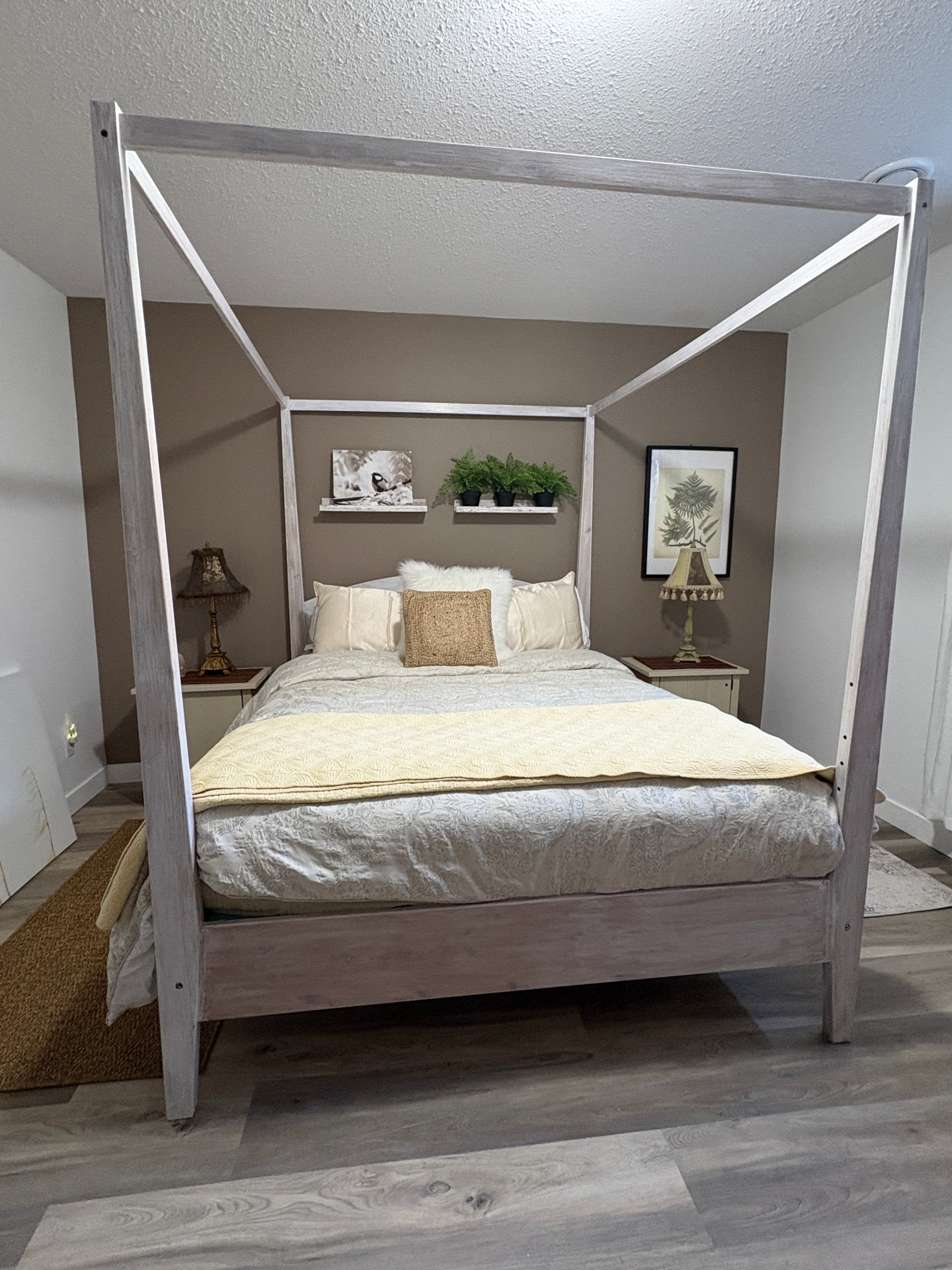 Queen Canopy Bed with Mattress & Boxspring - photo 2