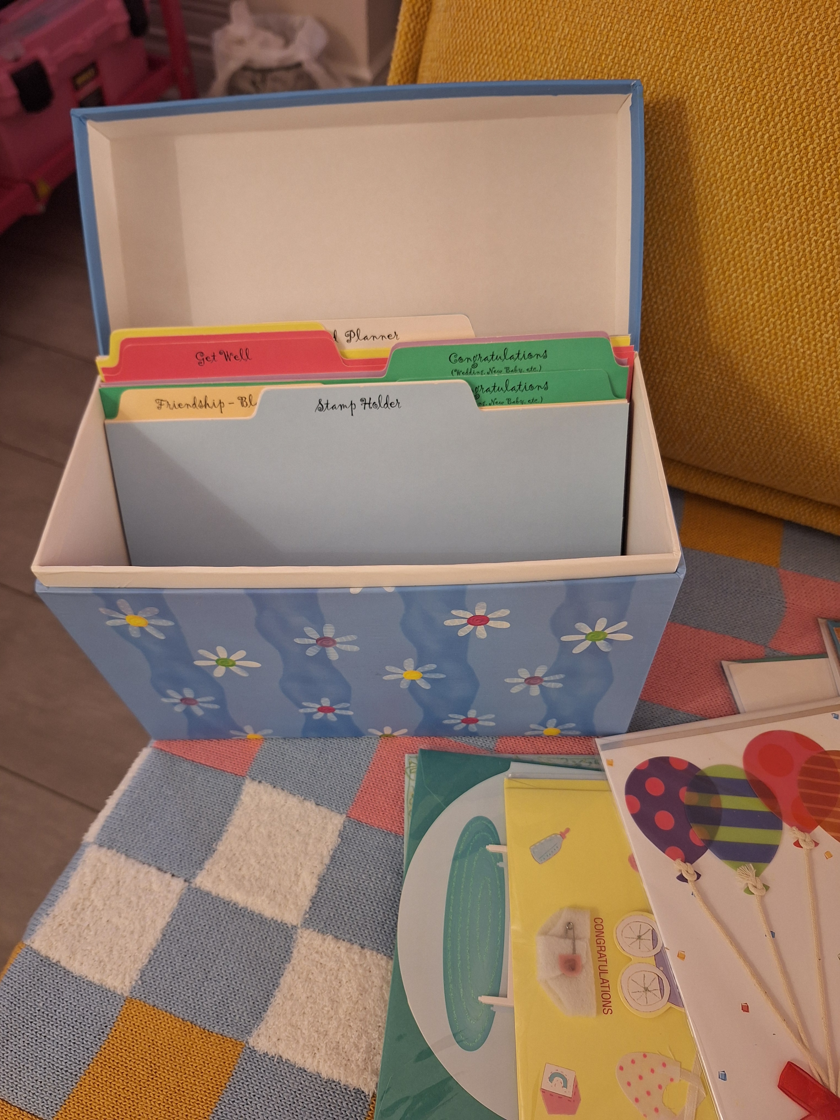 Greeting cards + Storage box - photo 3