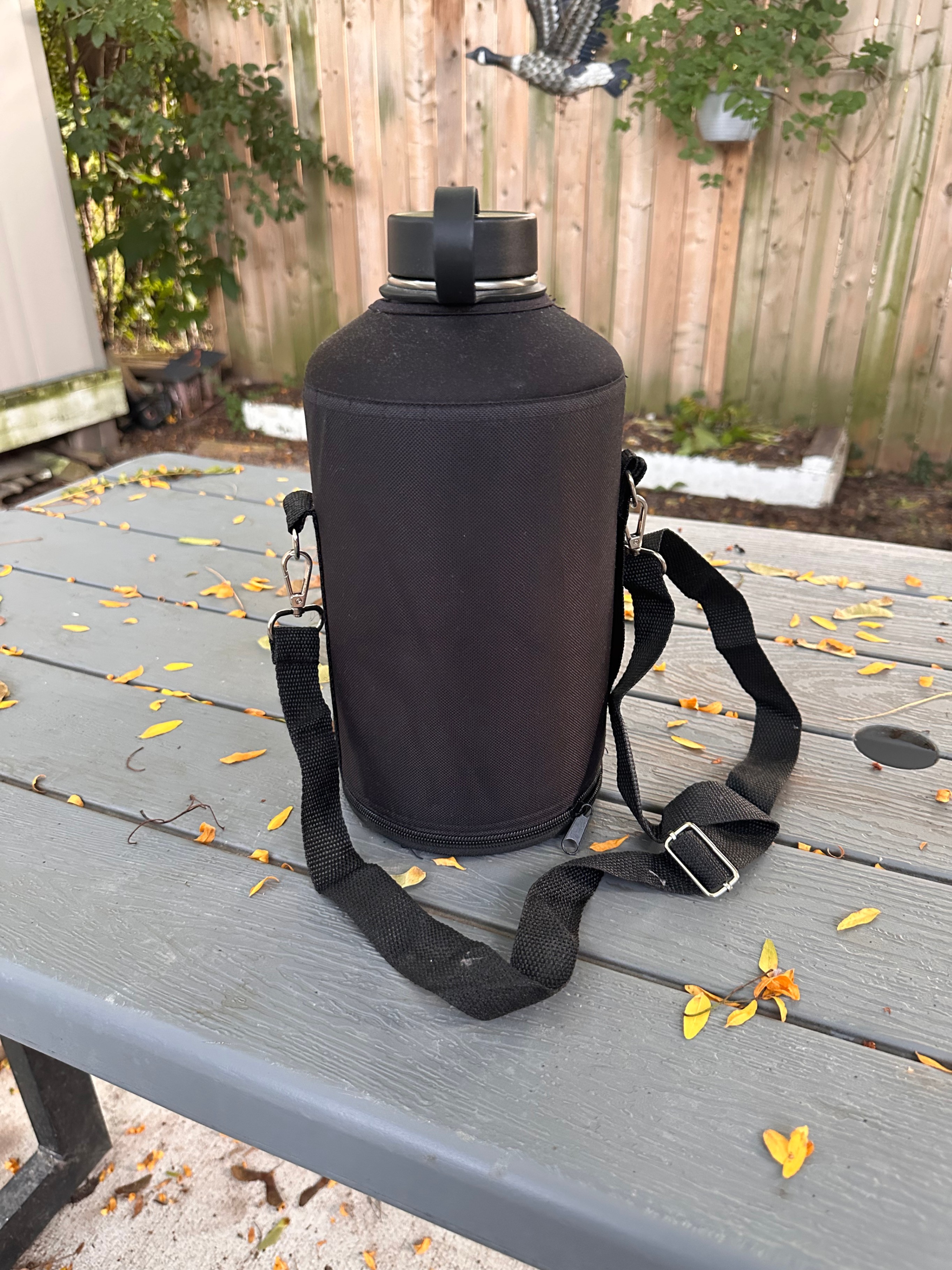 Large Insulated Stainless Steel Water Bottle with Carrying Pouch