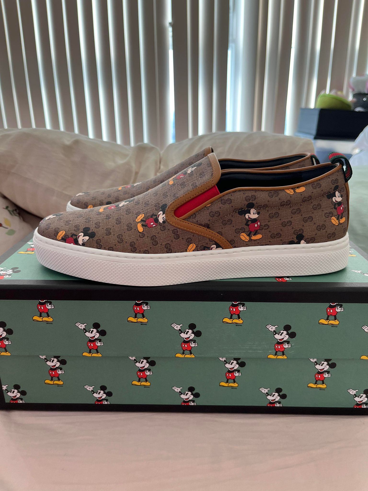 Gucci GG Supreme Slip-On Disney Mickey Mouse