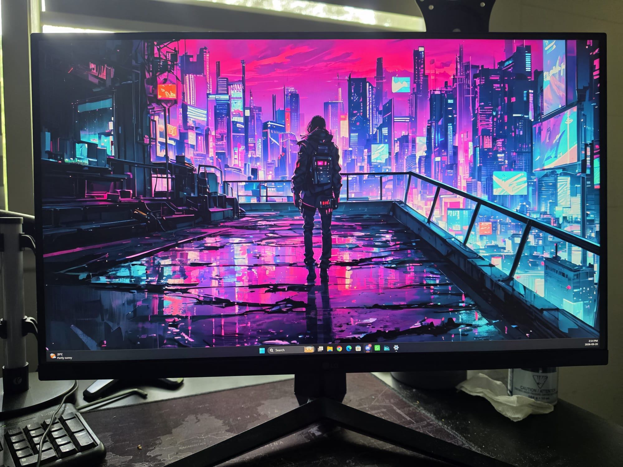 LG UltraGear 27GP850-B 27" QHD 165Hz Gaming Monitor