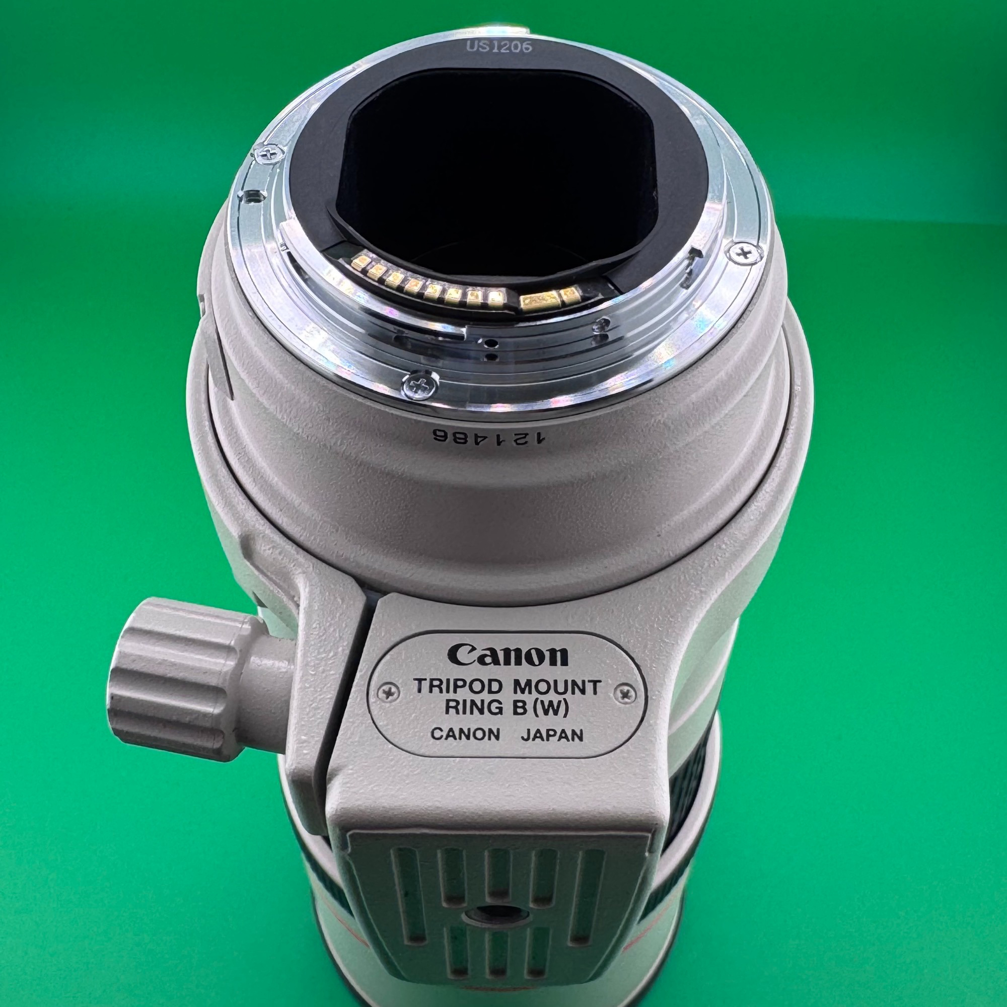 Canon EF 300mm f/4 L IS USM - EF-mount - Excellent - photo 5