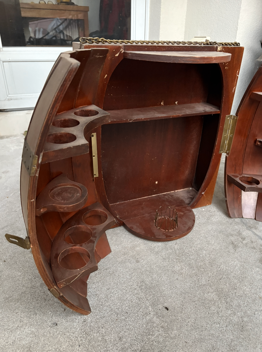 Barrel-shaped liquor cabinet / cupboard - photo 4