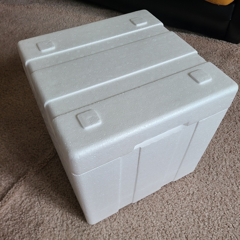 Tempaid polystyrene (EPS) cooler with cardboard box - photo 3
