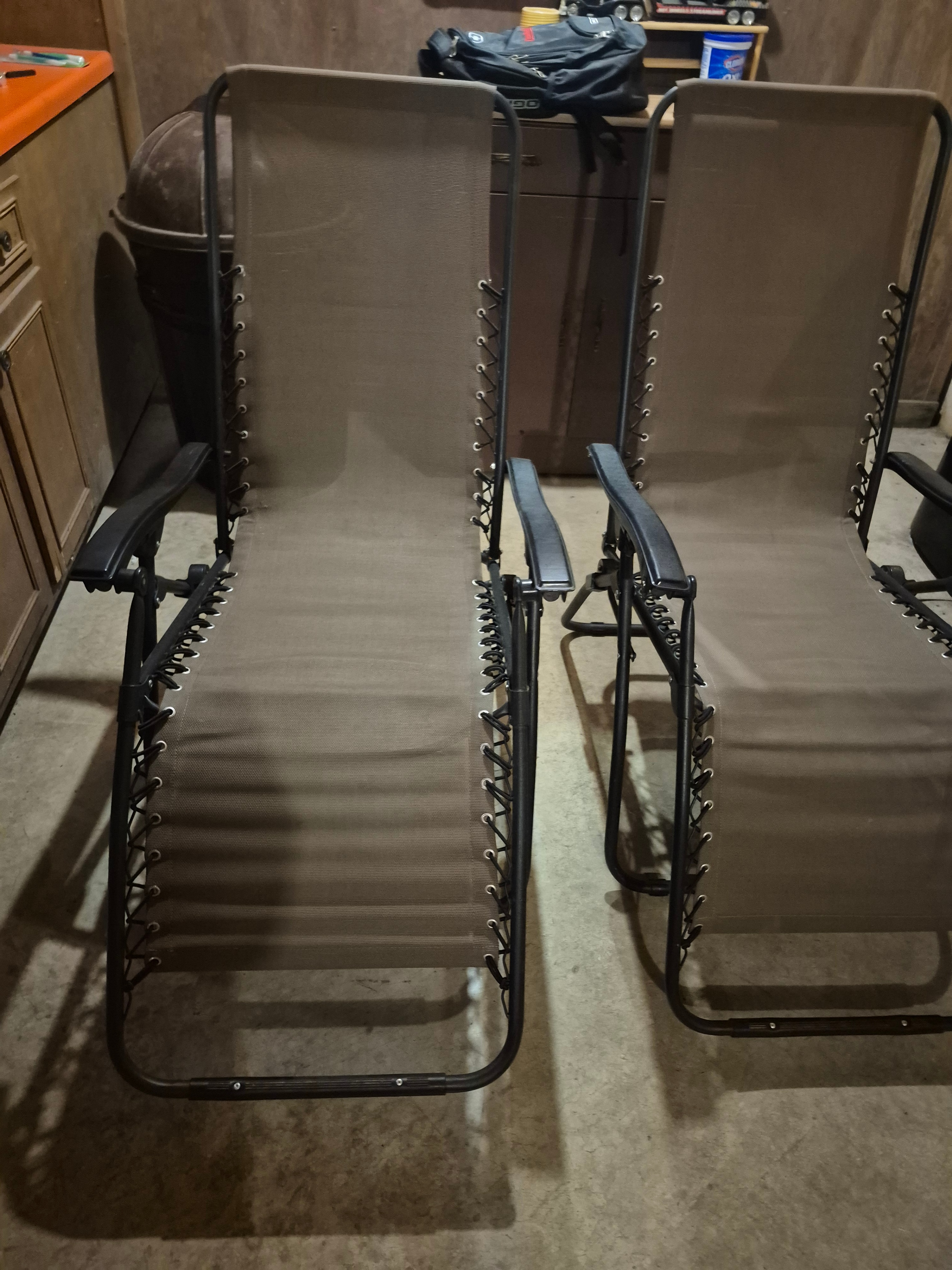 Set of 2 Zero Gravity Chairs
