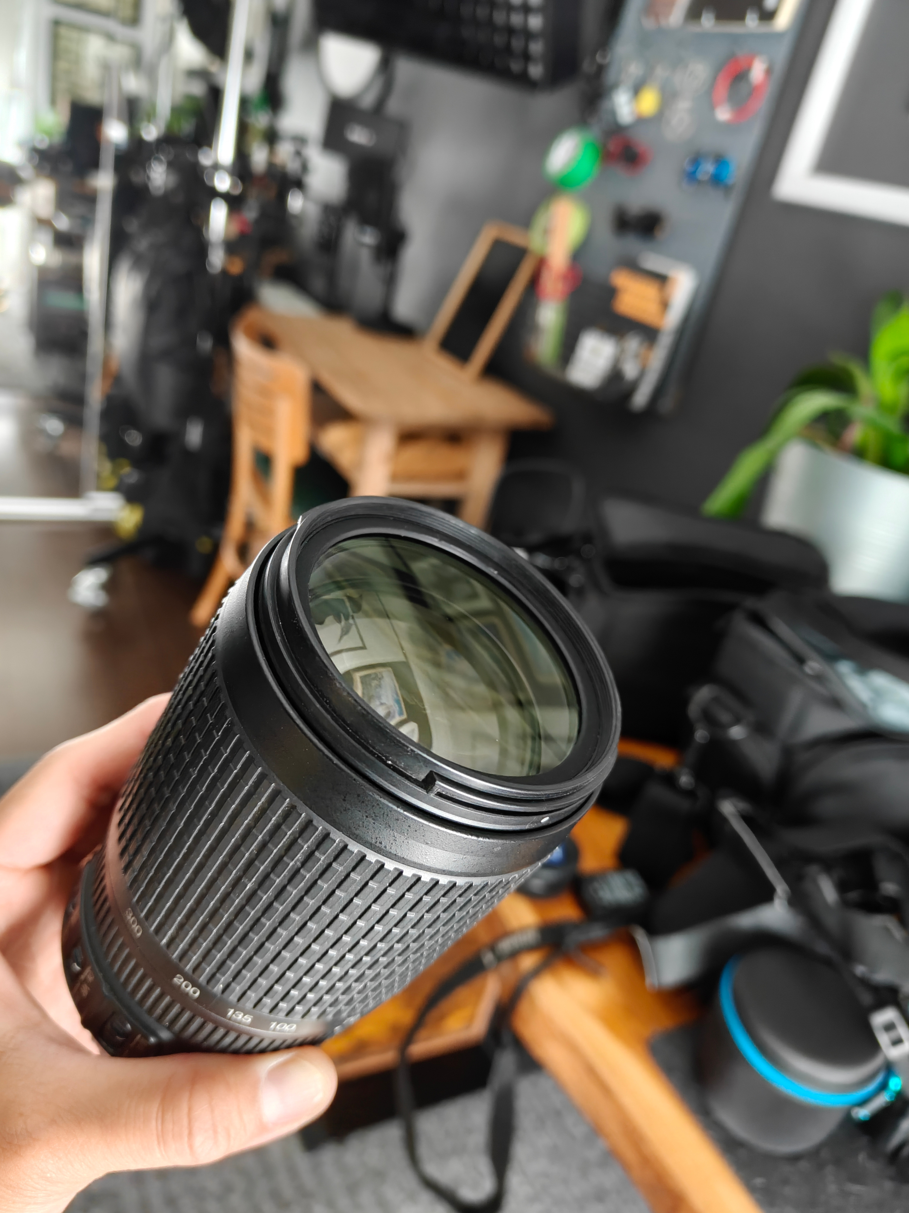 Nikon F mount AF-S VR 70-300mm F4.5-5.6 + Free Bag - photo 4