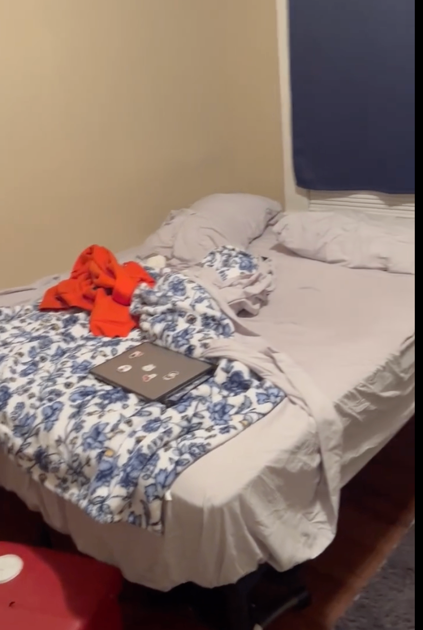 QUEEN SIZE MATTRESS