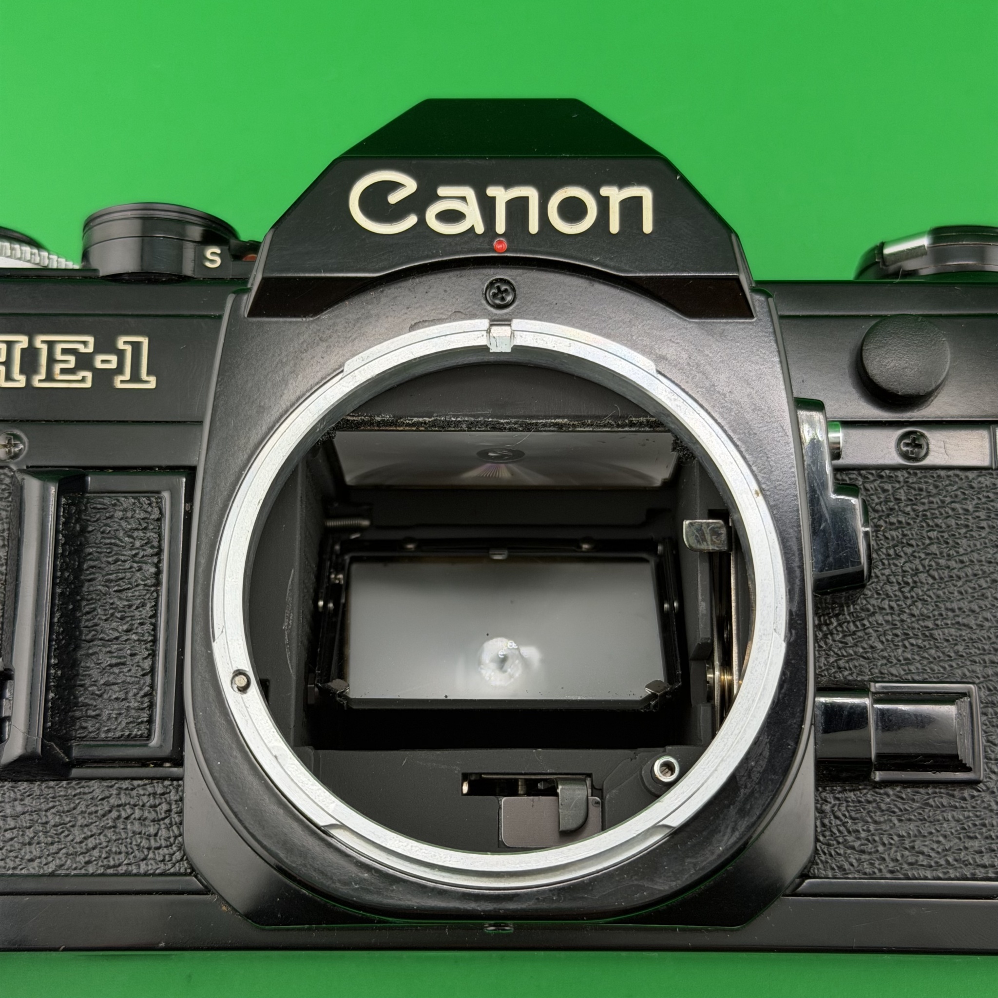 Canon AE-1 - 35mm SLR Camera - With FD 50mm F1.8 Lens - Yes -... - photo 3